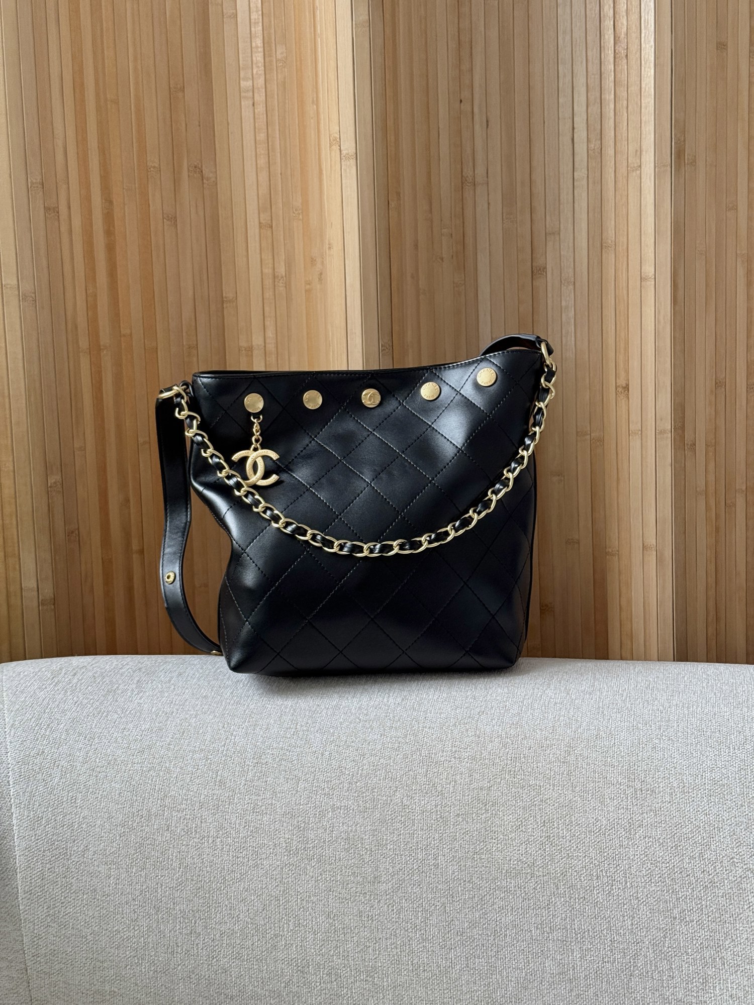 Chanel Quilted Drawstring Bag in Black/Gold - 11