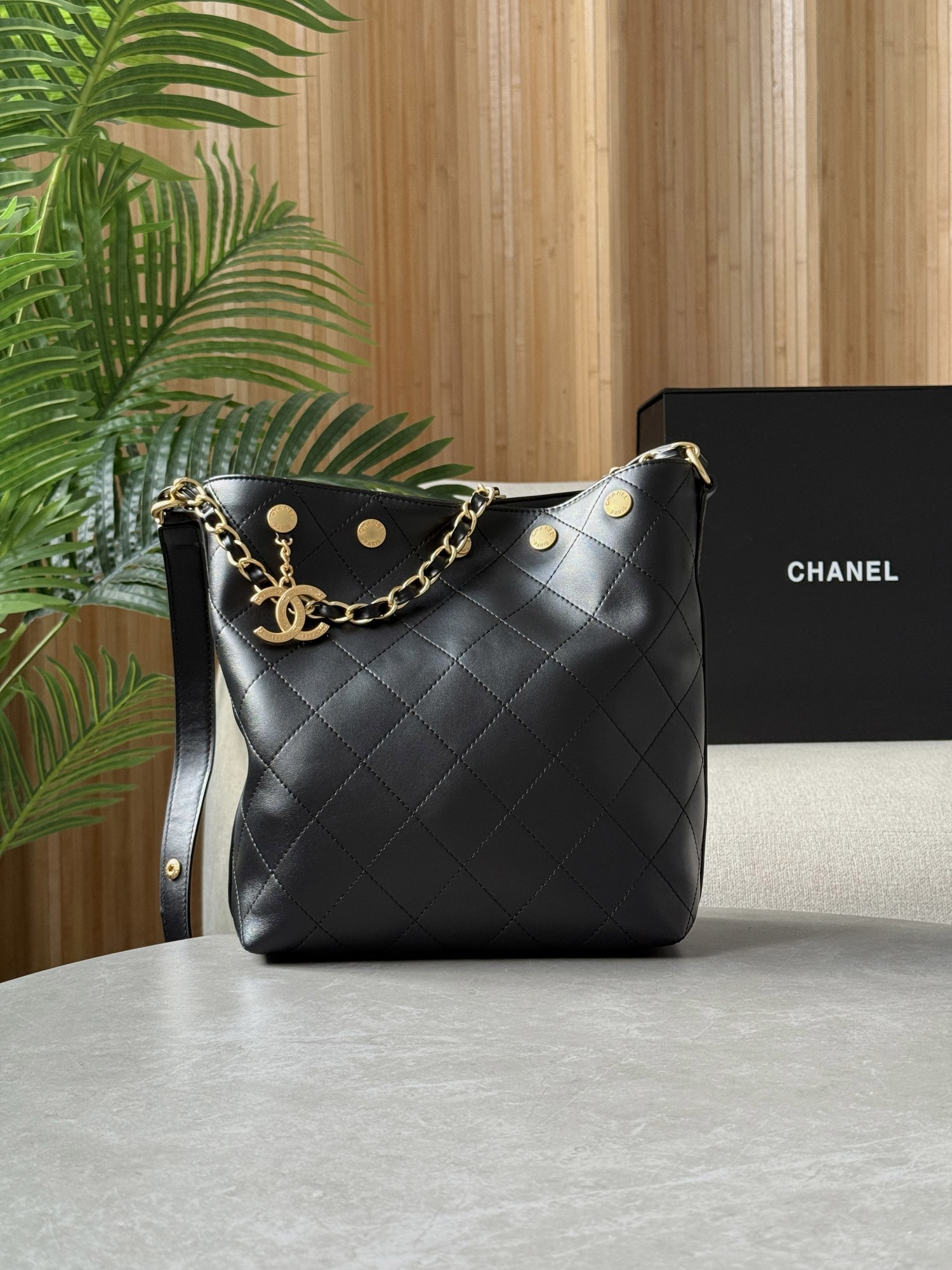 Chanel Quilted Drawstring Bag in Black/Gold - 14