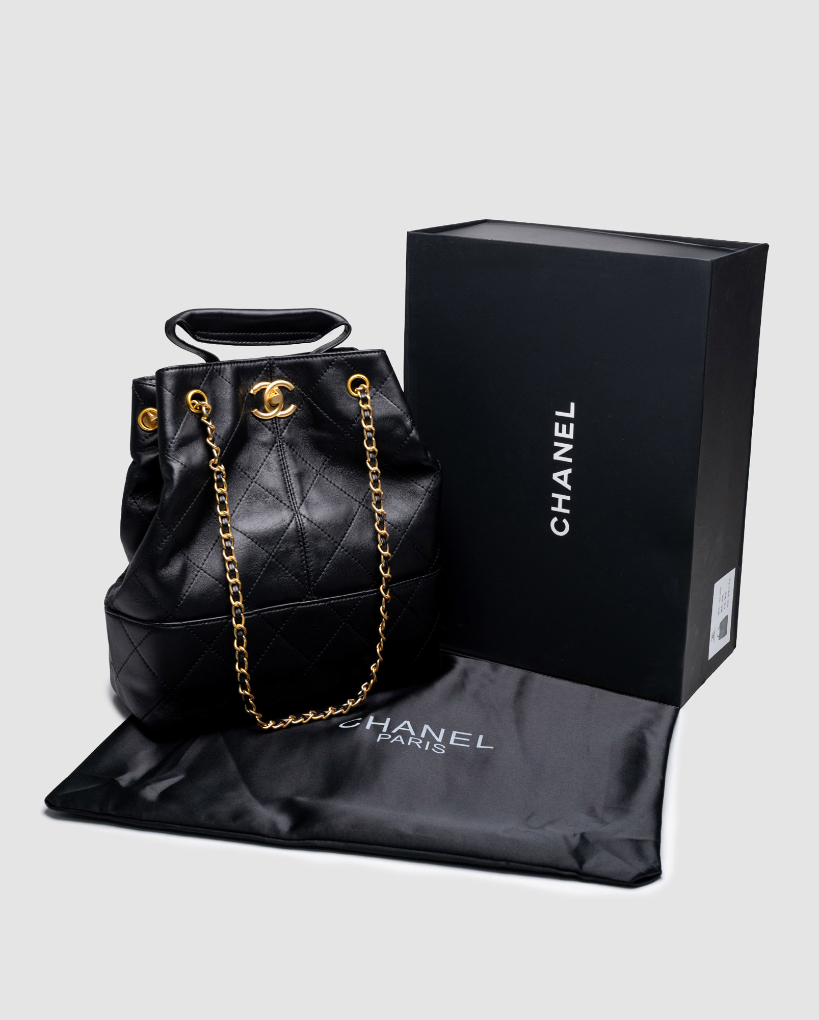 Chanel Shopping Bag 26 Black/Gold - 7