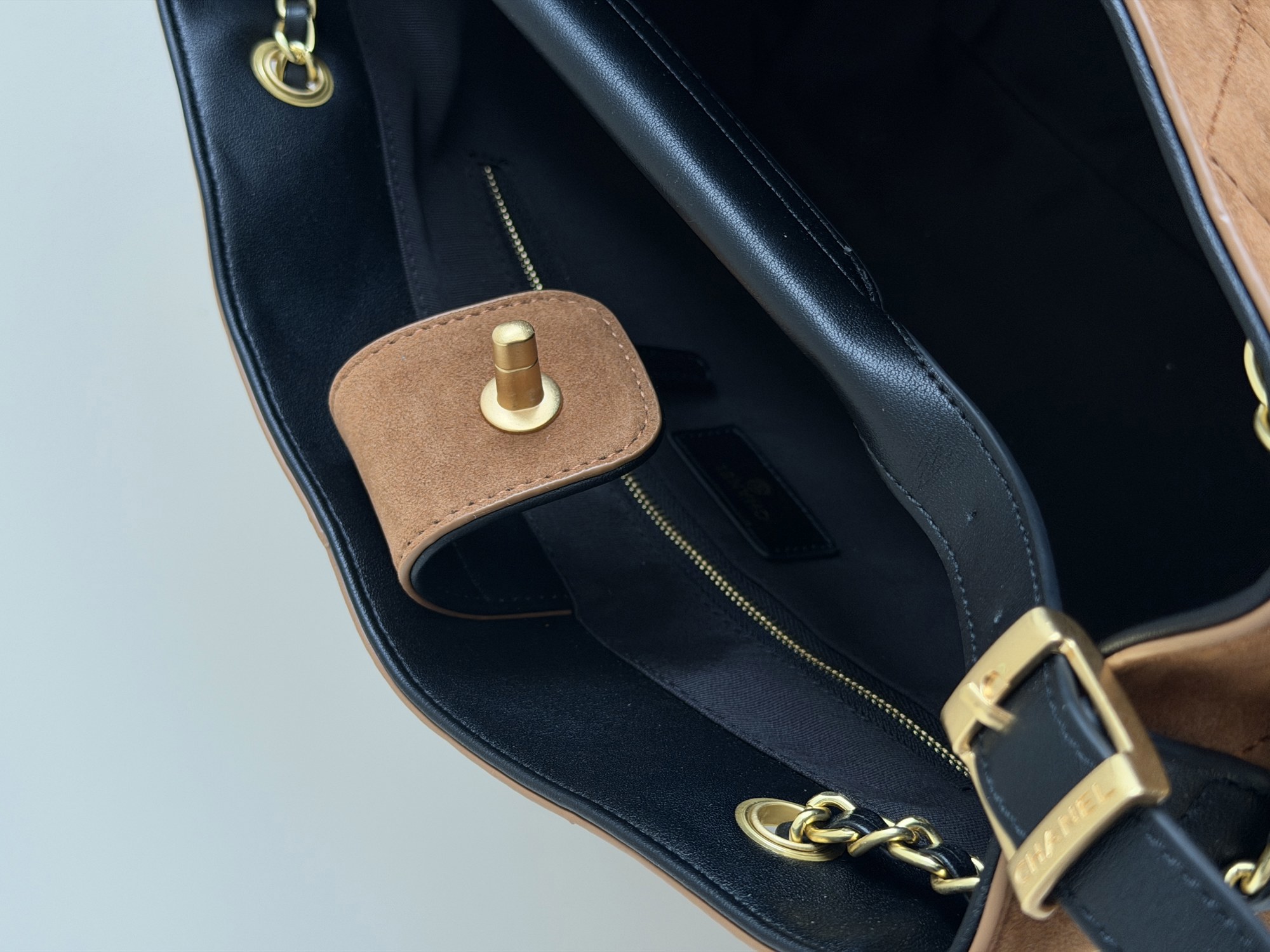 Chanel Shopping Bag 33 Brown/Gold - 7