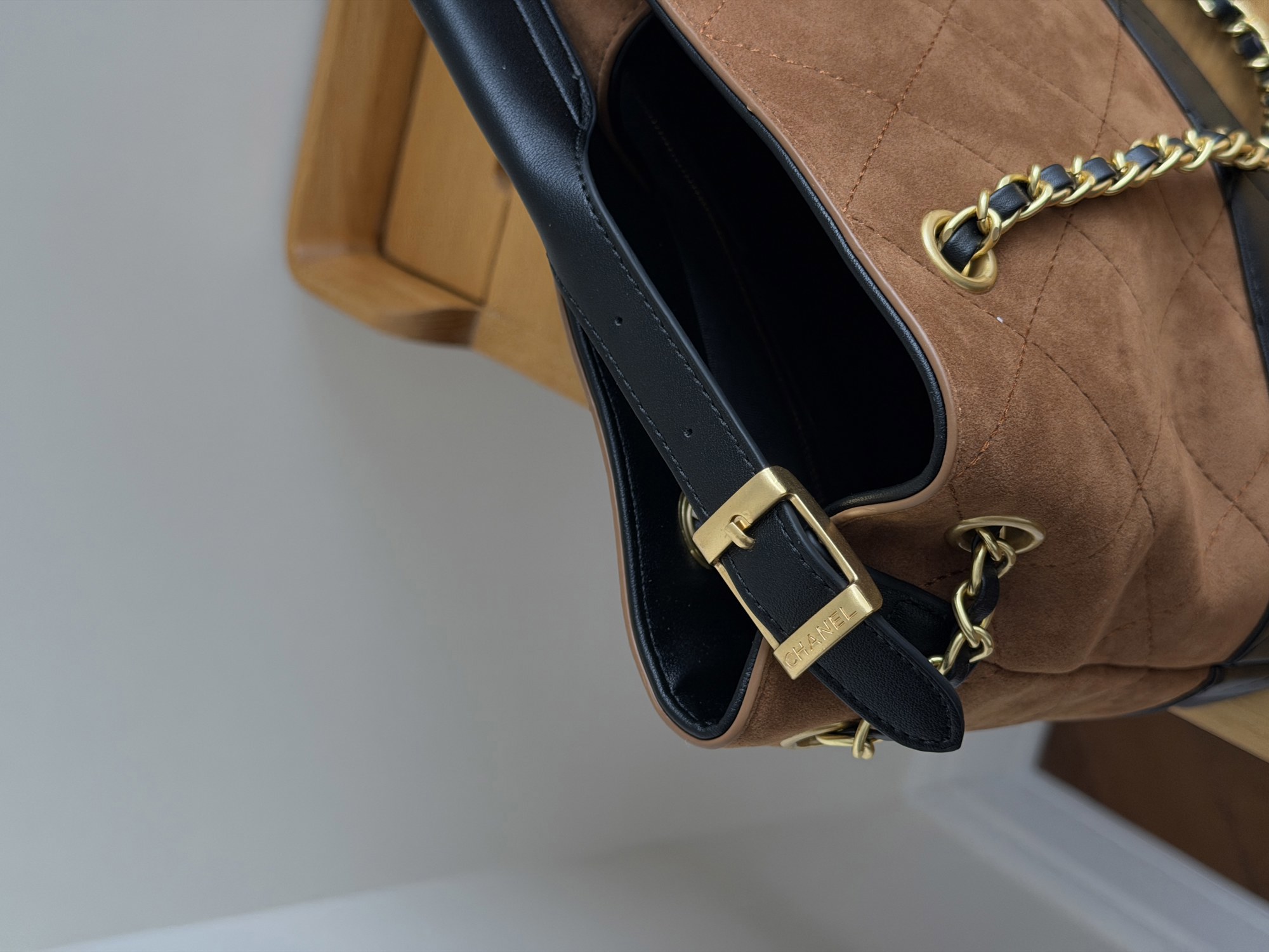 Chanel Shopping Bag 33 Brown/Gold - 8