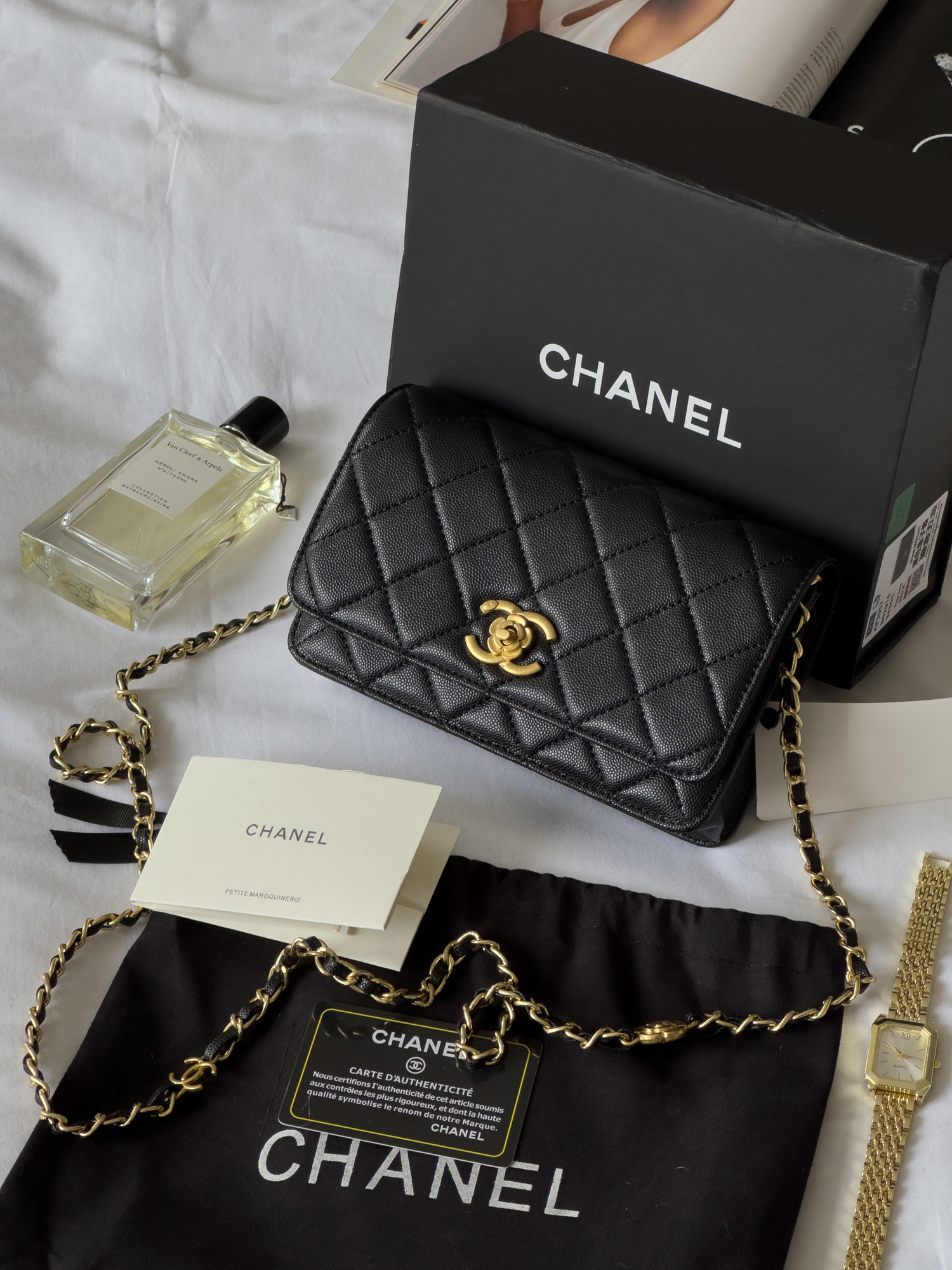 Chanel Shoulder Bag Black/Gold Caviar магнітна коробка - 2