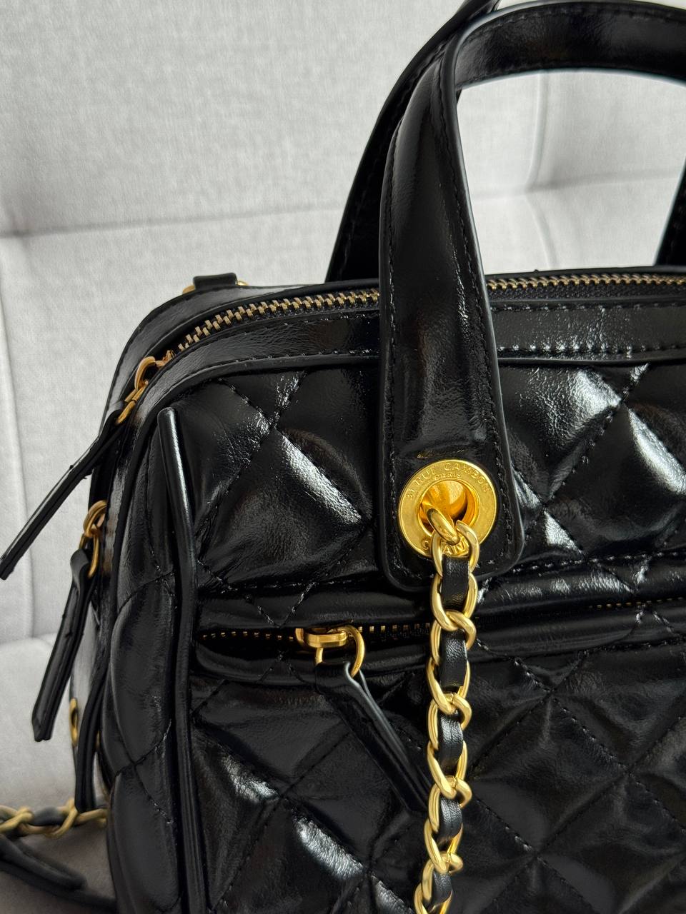 Chanel Small Bowling Bag in Patent Crumpled Calfskin Black/Gold - 13