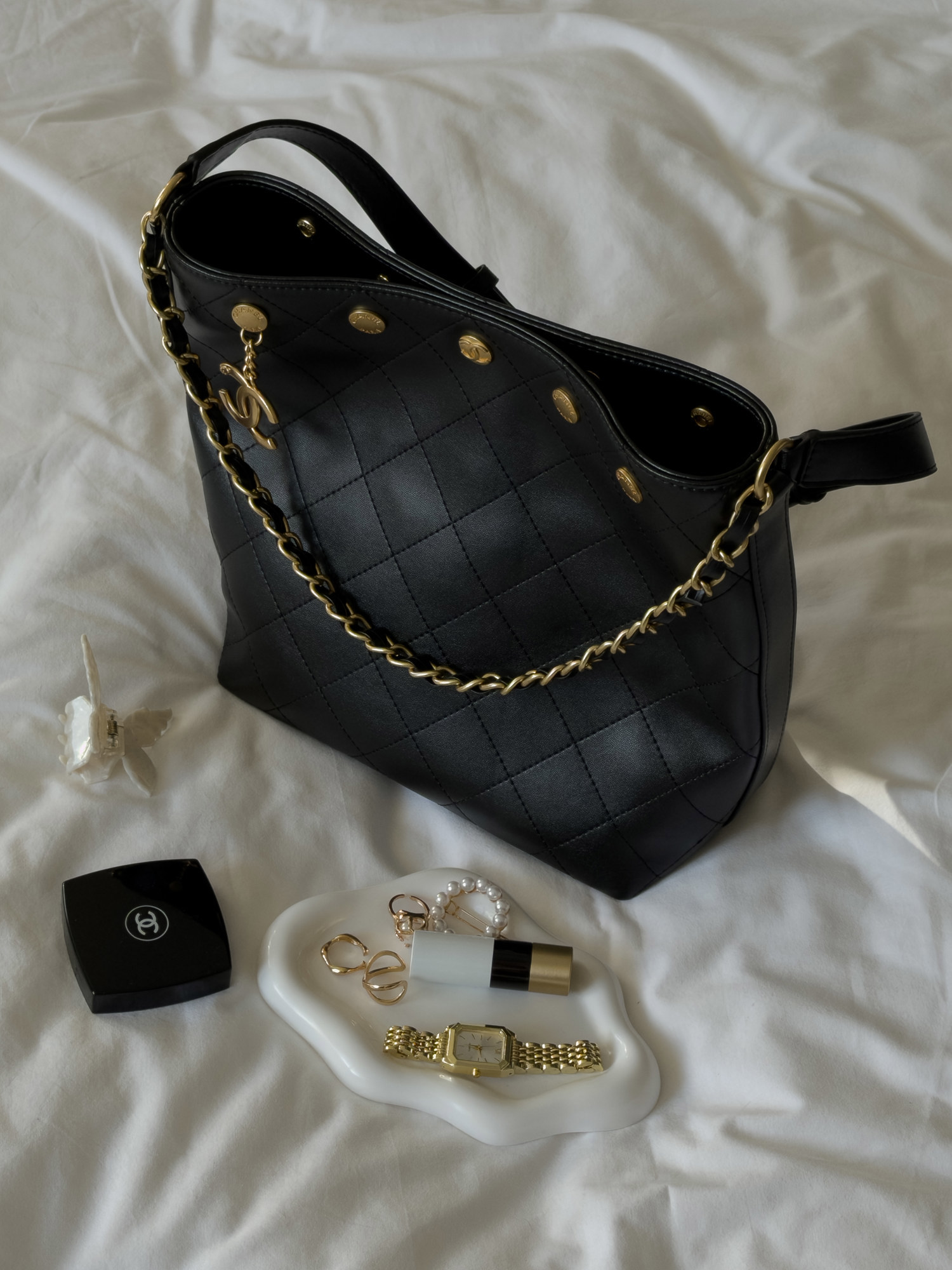 Chanel Small CC Quilted Shopping Bag Black/Gold - 14