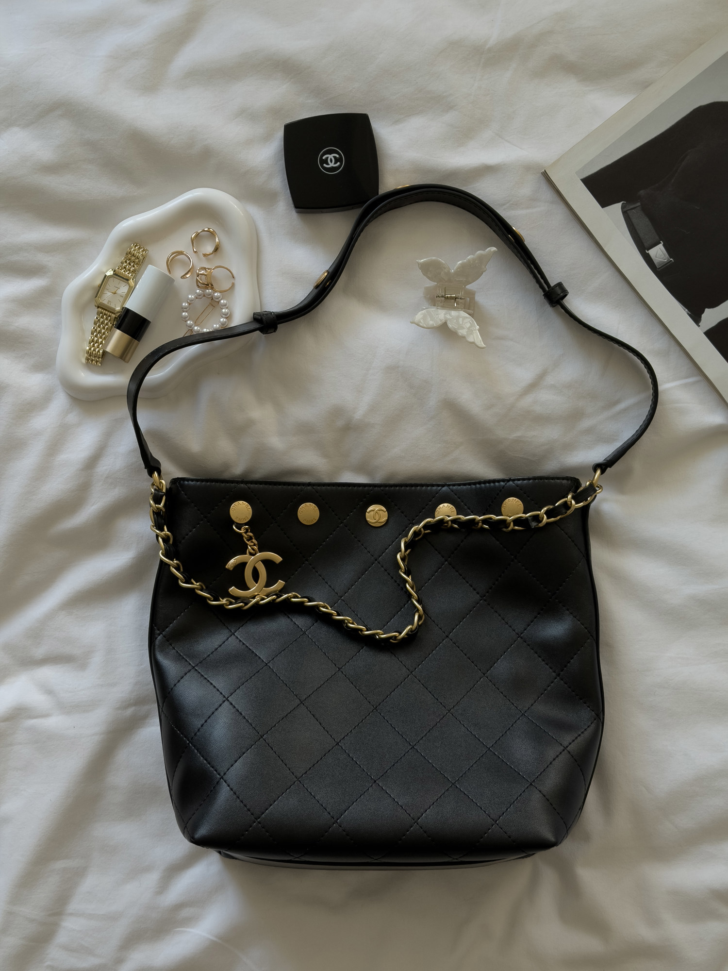 Chanel Small CC Quilted Shopping Bag Black/Gold - 11