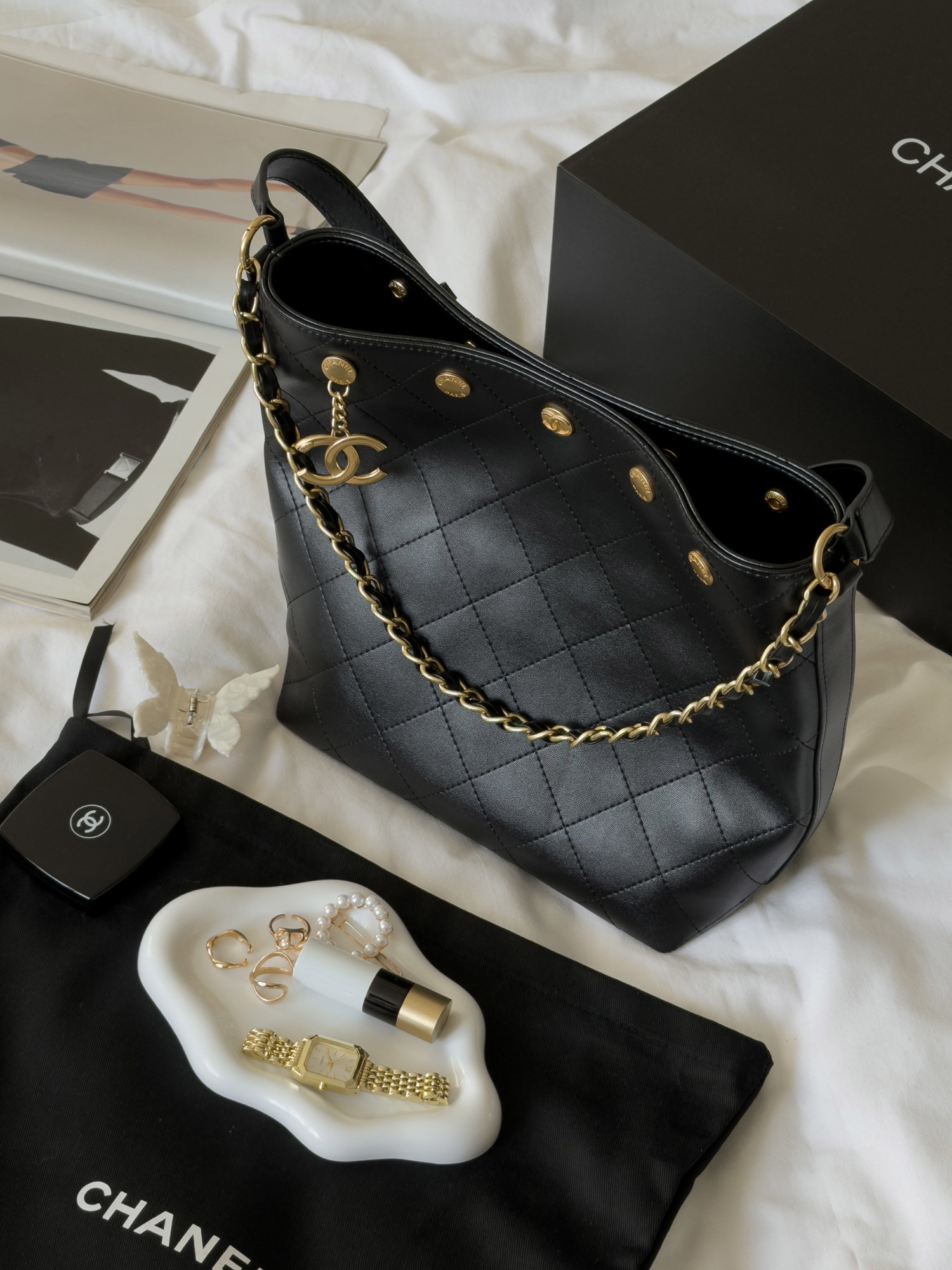 Chanel Small CC Quilted Shopping Bag Black/Gold - 6