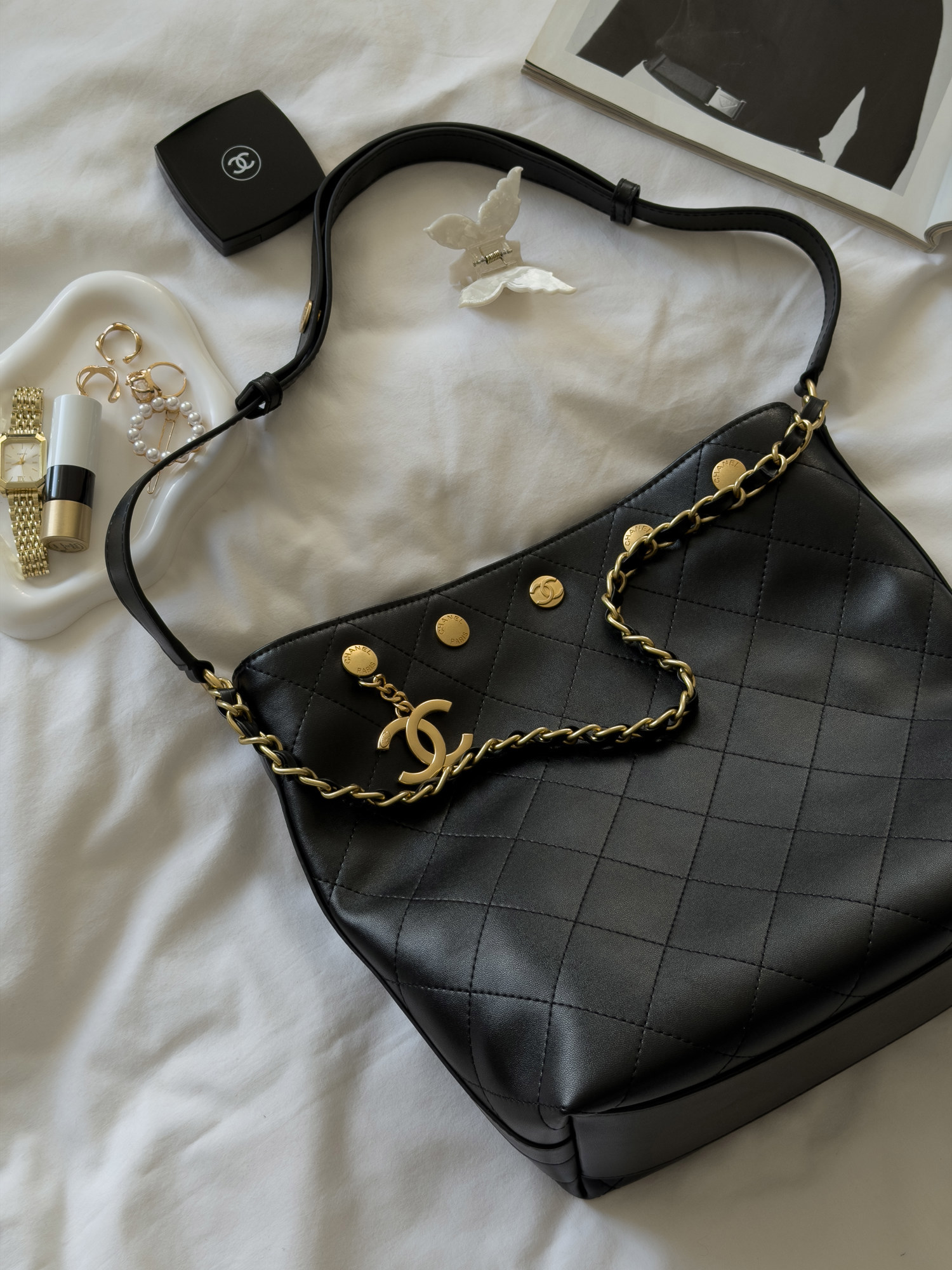 Chanel Small CC Quilted Shopping Bag Black/Gold - 9
