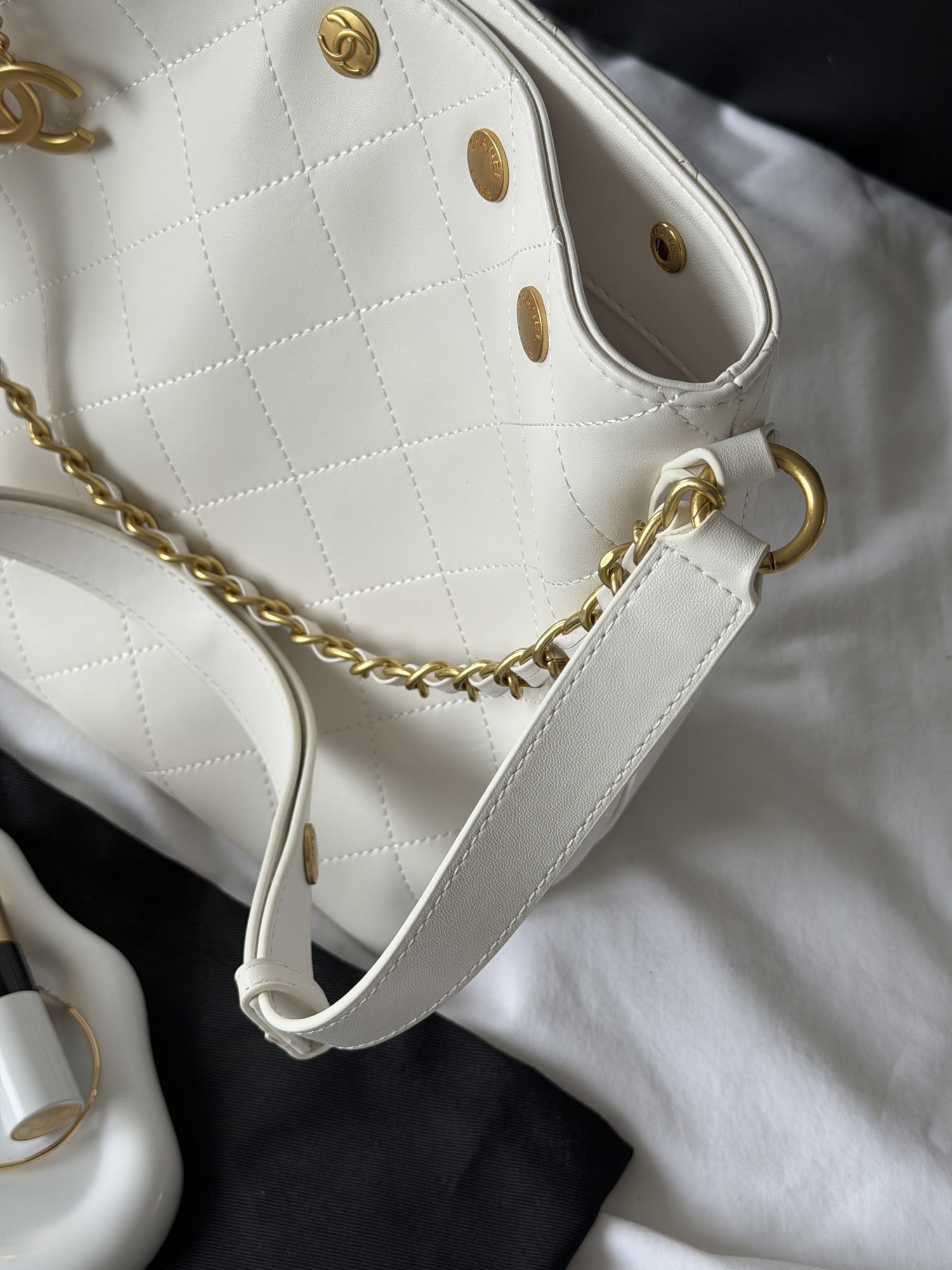 Chanel Small CC Quilted Shopping Bag Milk/Gold - 12