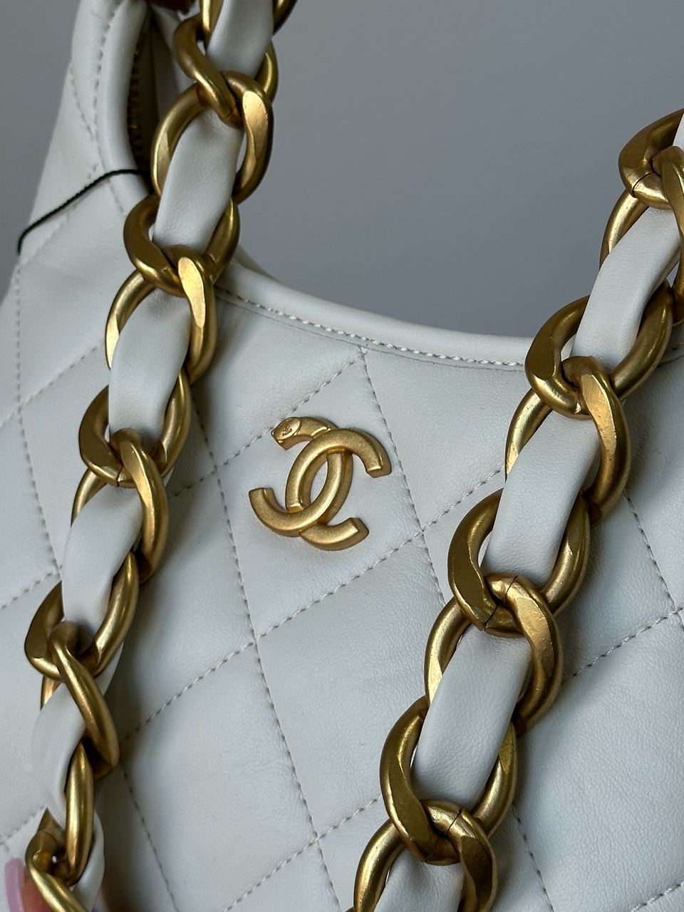 Chanel Small Hobo Bag Shiny Lambskin &amp; Gold-Tone Metal, Cream - 2