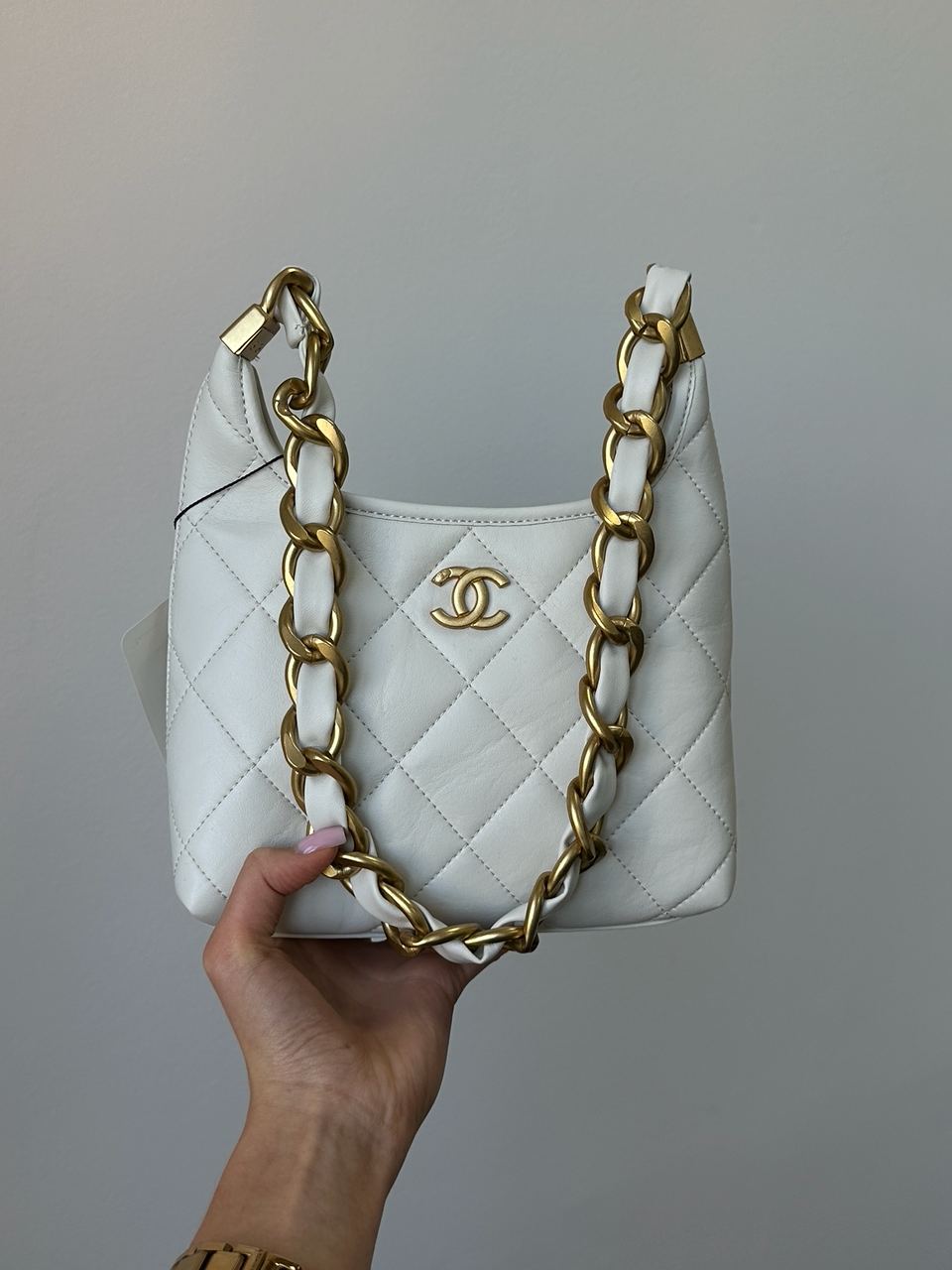 Chanel Small Hobo Bag Shiny Lambskin &amp; Gold-Tone Metal, Cream - 3