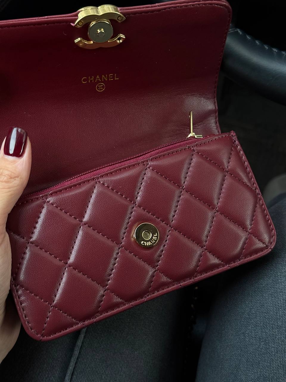 Chanel Trendy CC Wallet On Chain Lambskin Burgundy/Gold - 12