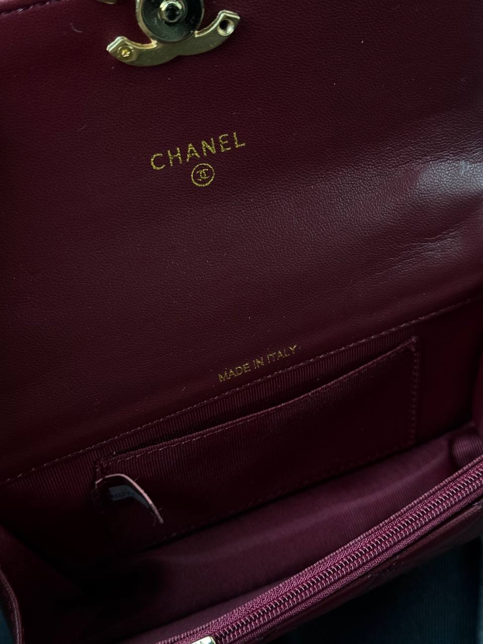 Chanel Trendy CC Wallet On Chain Lambskin Burgundy/Gold - 14