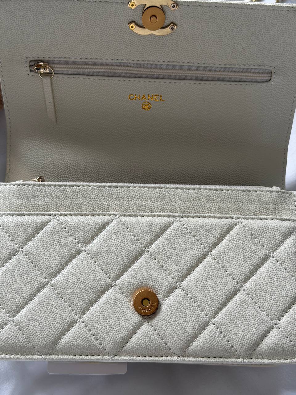 Chanel Wallet on Chain White/Gold - 12