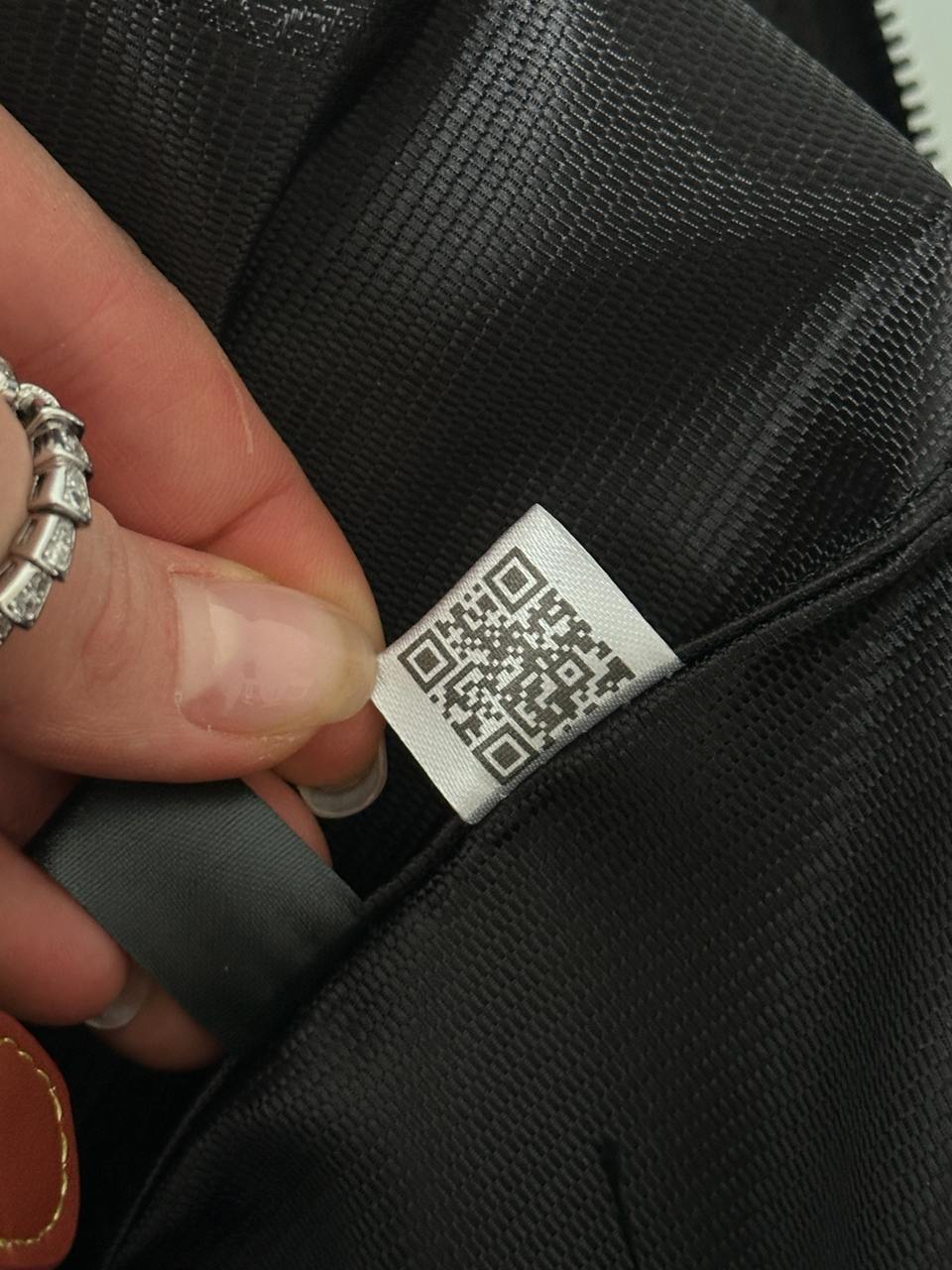 Charter Backpack in Pebble Leather Black - 17