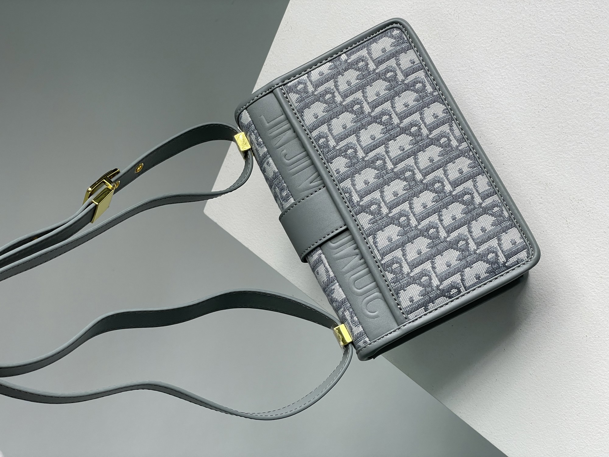 Christian Dior 30 Montaigne Chain Bag Grey Dior Oblique Jacquar - 6