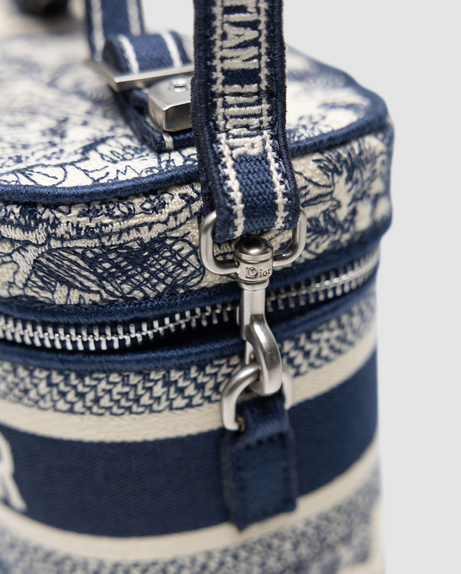 Christian Dior Travel Small Vanity Bag Navy Blue - 5