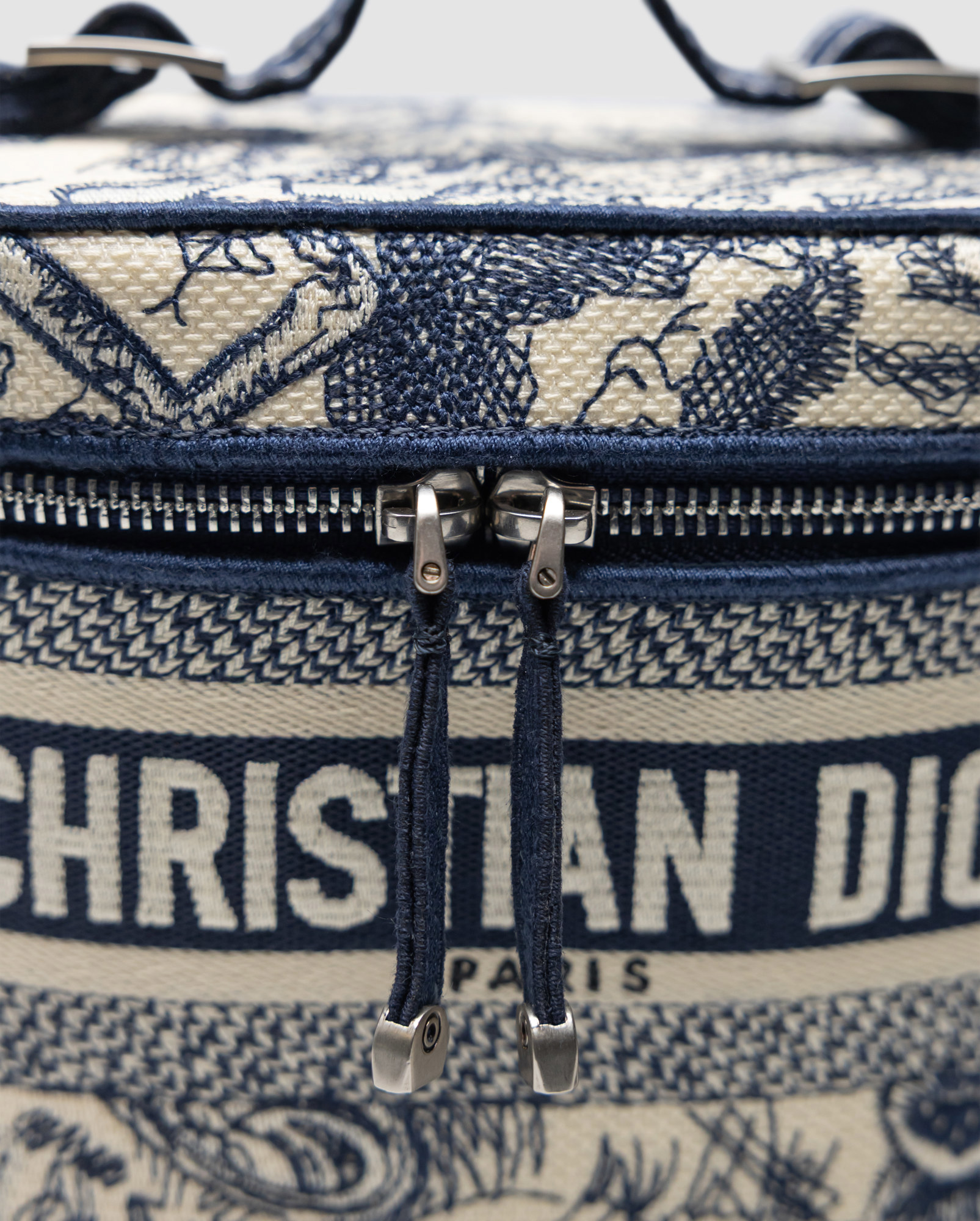 Christian Dior Travel Small Vanity Bag Navy Blue - 6