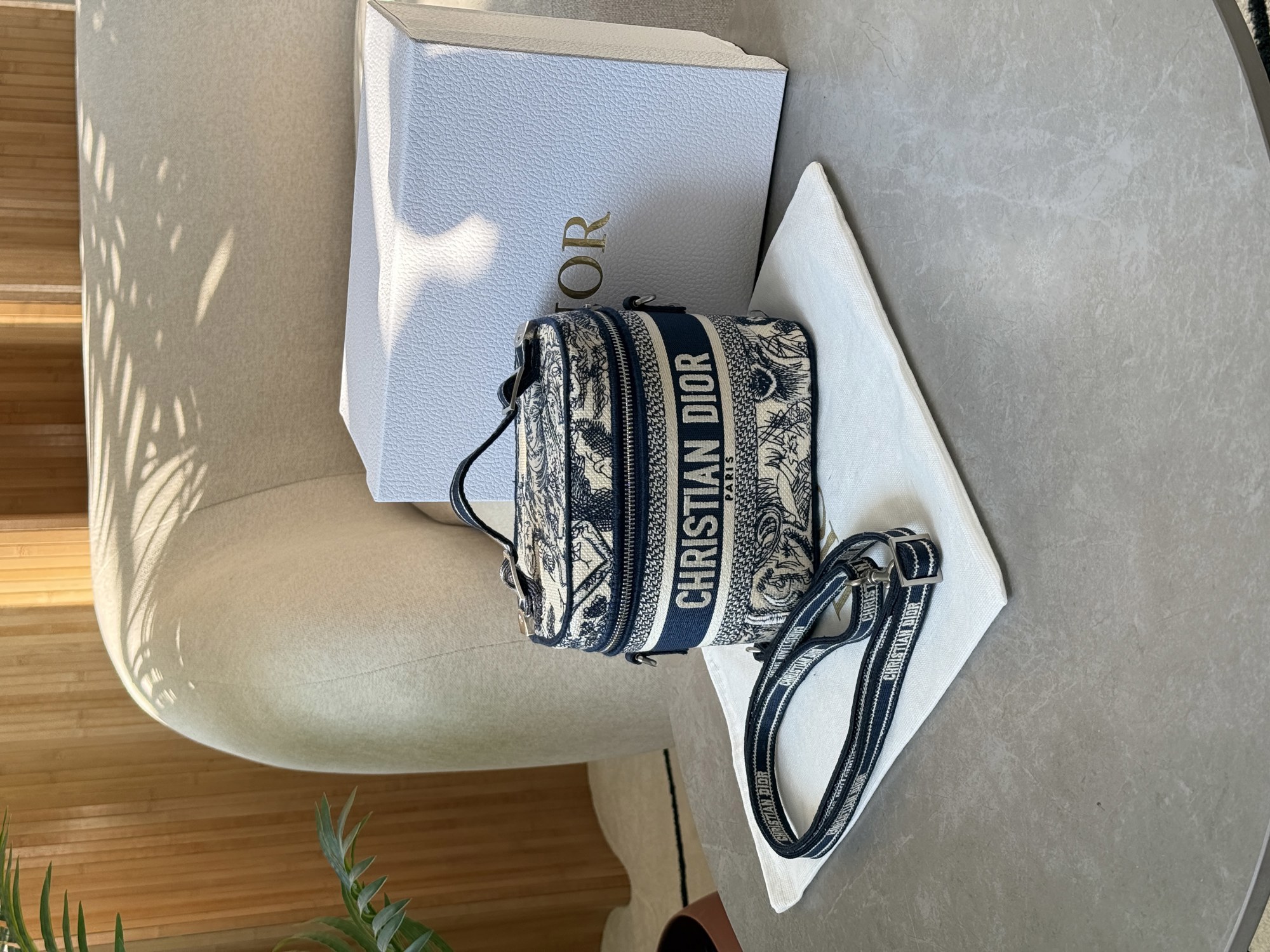 Christian Dior Travel Small Vanity Bag Navy Blue - 12