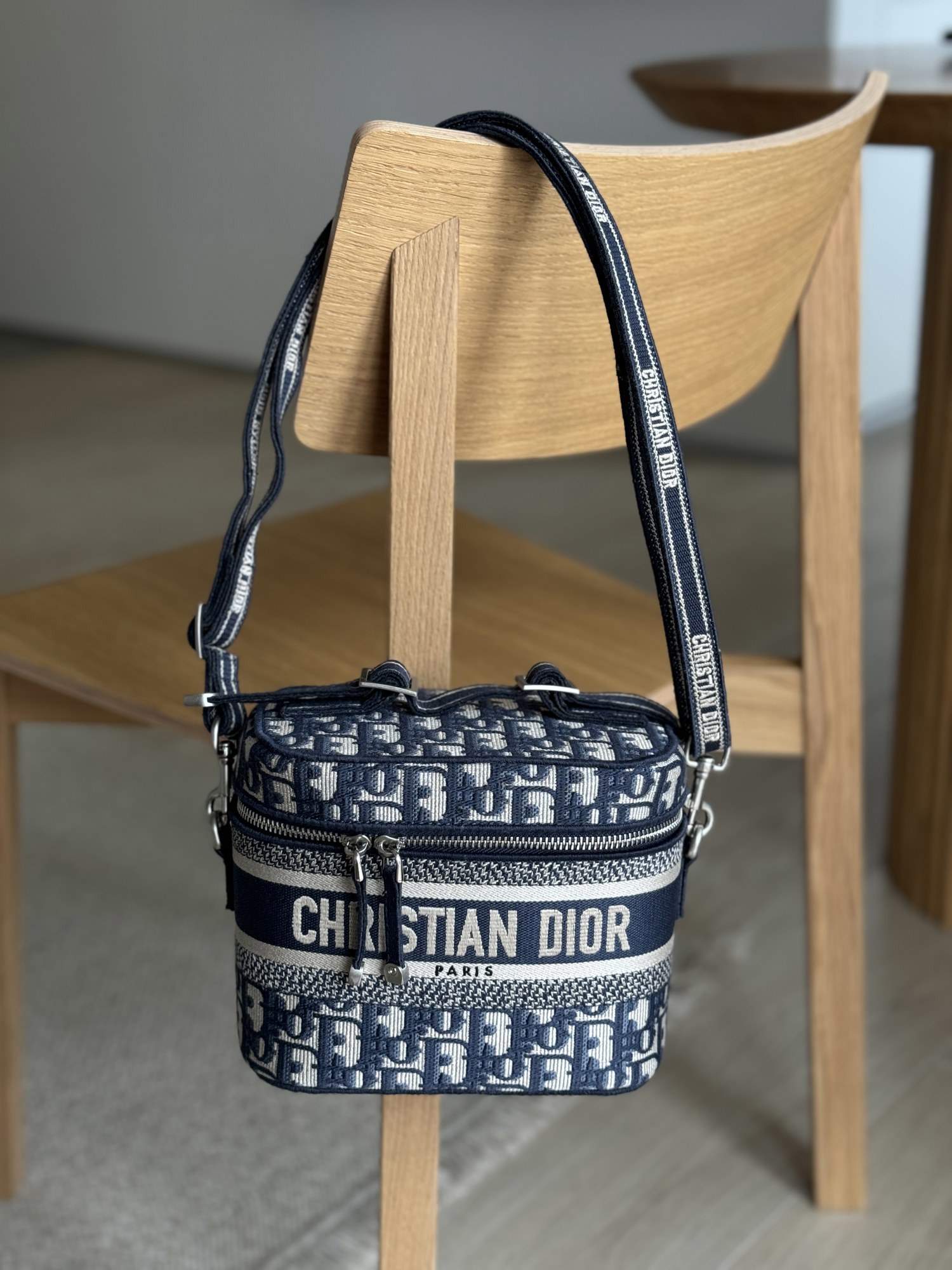 Christian Dior Travel Small Vanity Oblique Blue - 15