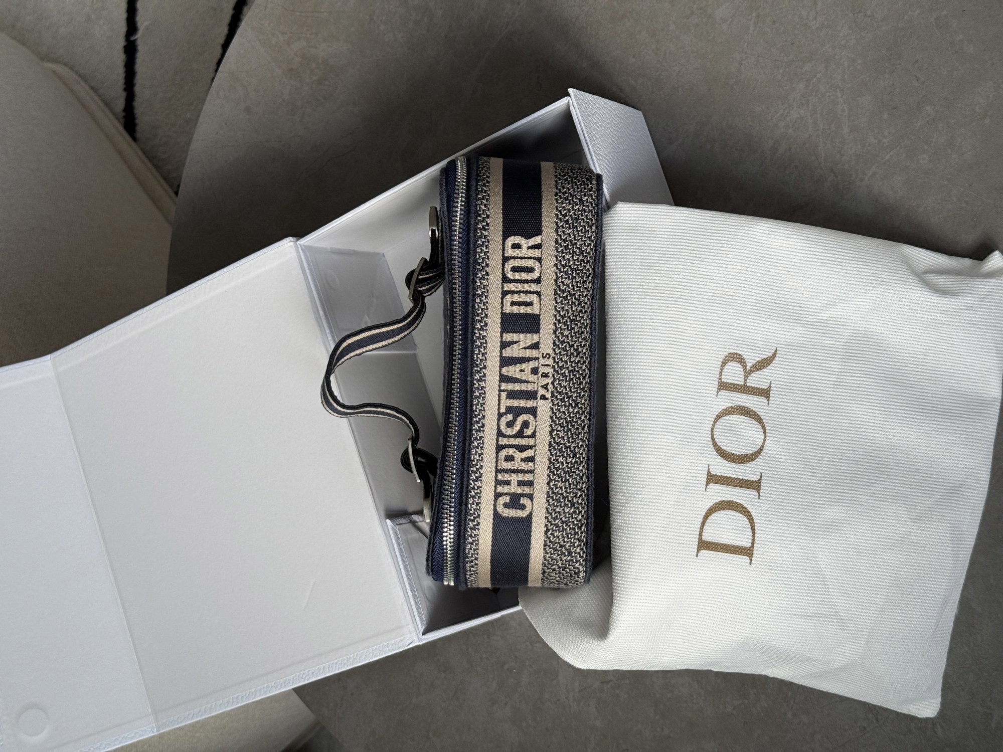 Christian Dior Travel Vanity Bag Navy Blue - 8
