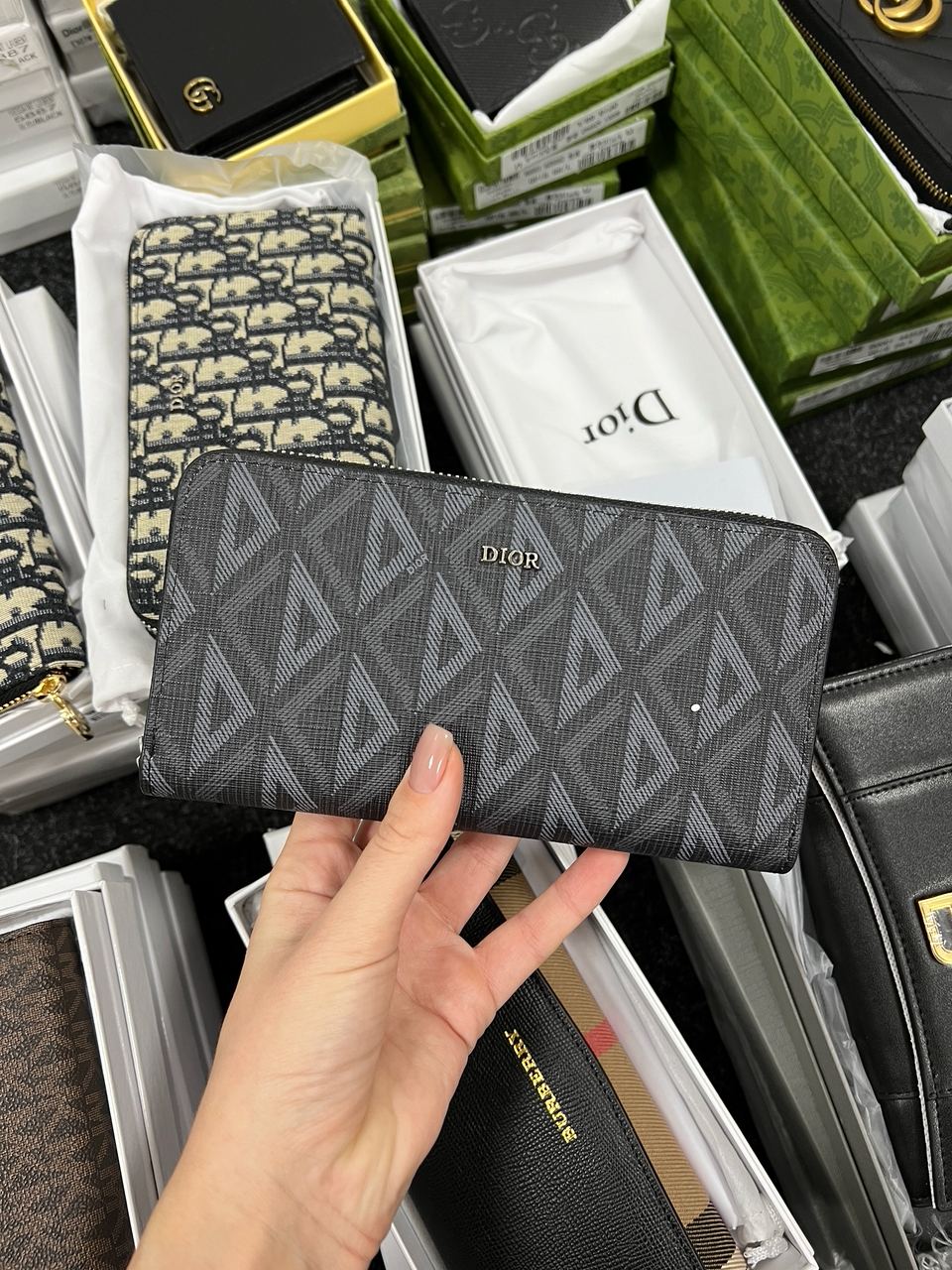 Christian Dior Zipped Long Wallet Grey Diamond Canvas - 3