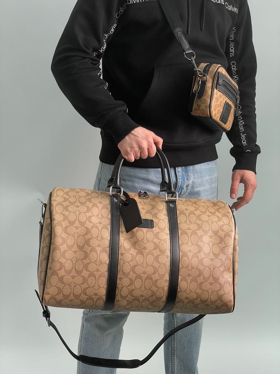 Coach 52 In Signature Canvas - 5