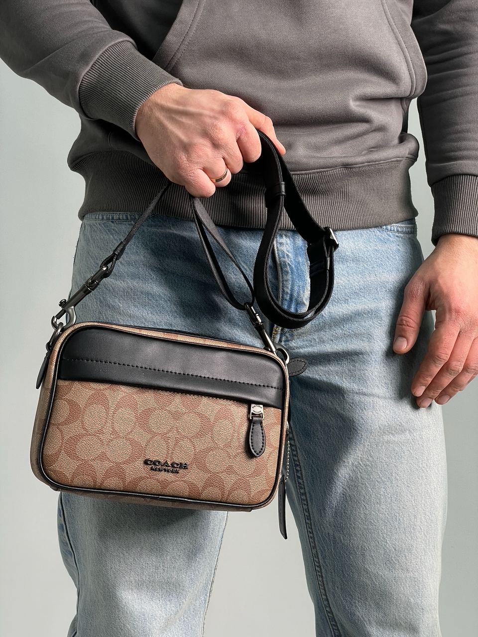 Coach Academy Crossbody Signature Canvas Khaki - 4