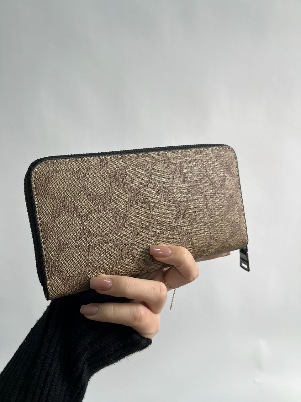 Coach Accordion Wallet In Signature Beige - 10