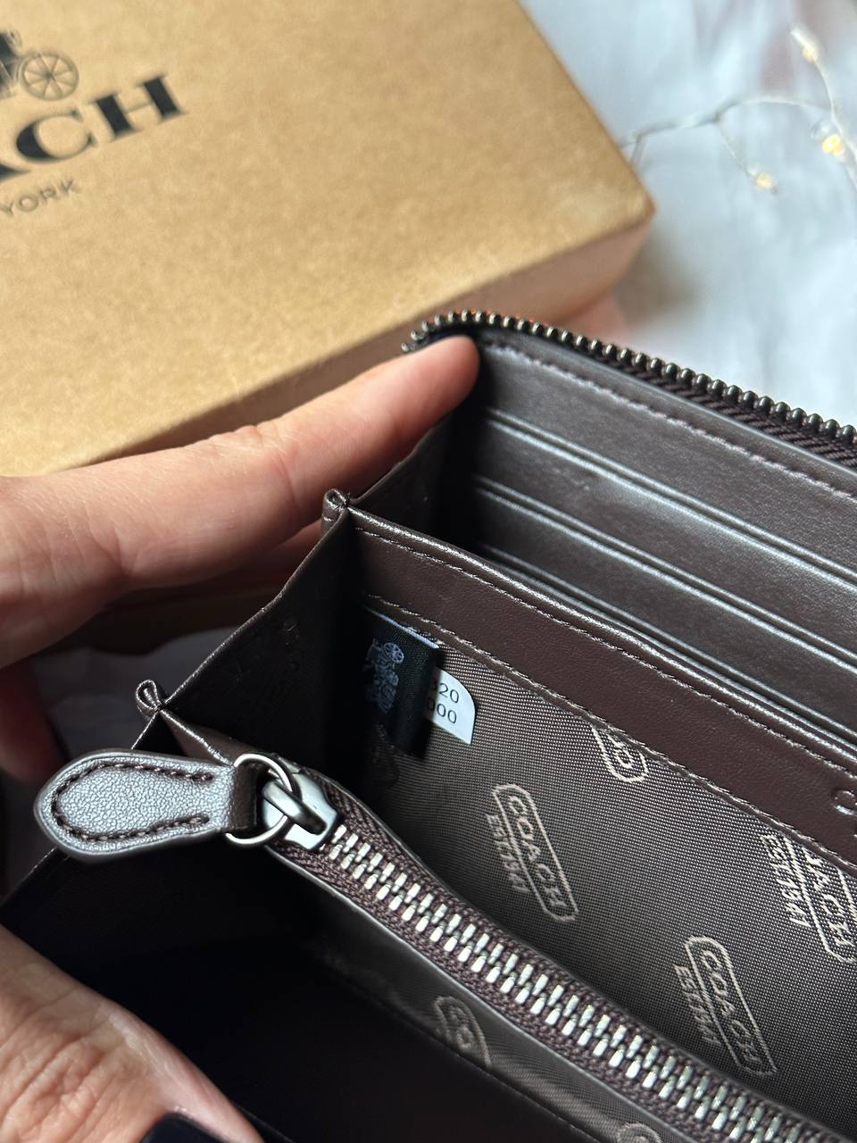 Coach Accordion Wallet In Signature Canvas Brown - 13