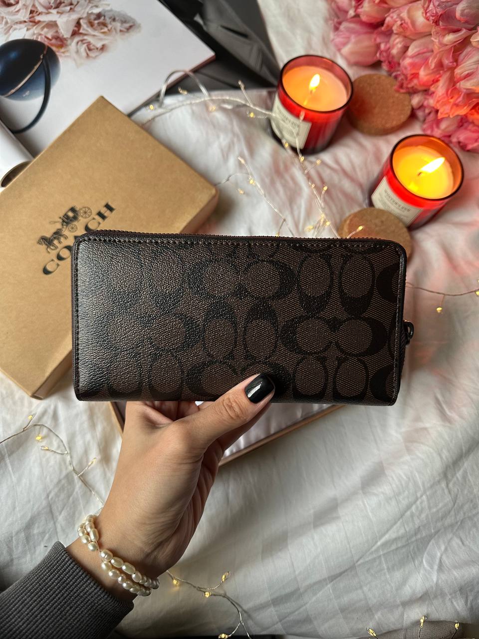 Coach Accordion Wallet In Signature Canvas Brown - 4