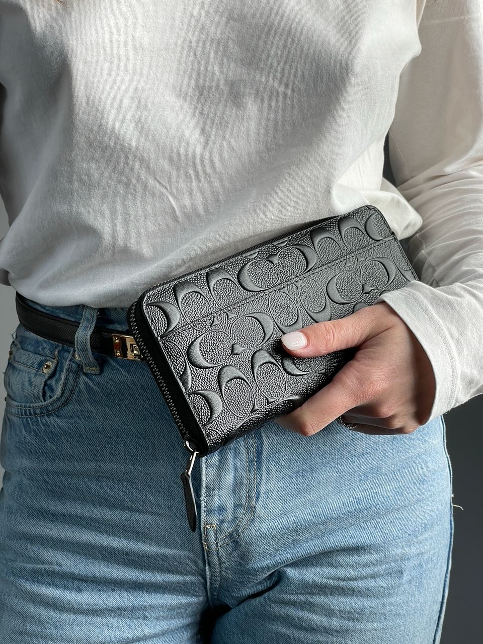 Coach Accordion Zip Long Wallet Embossed Black - 5