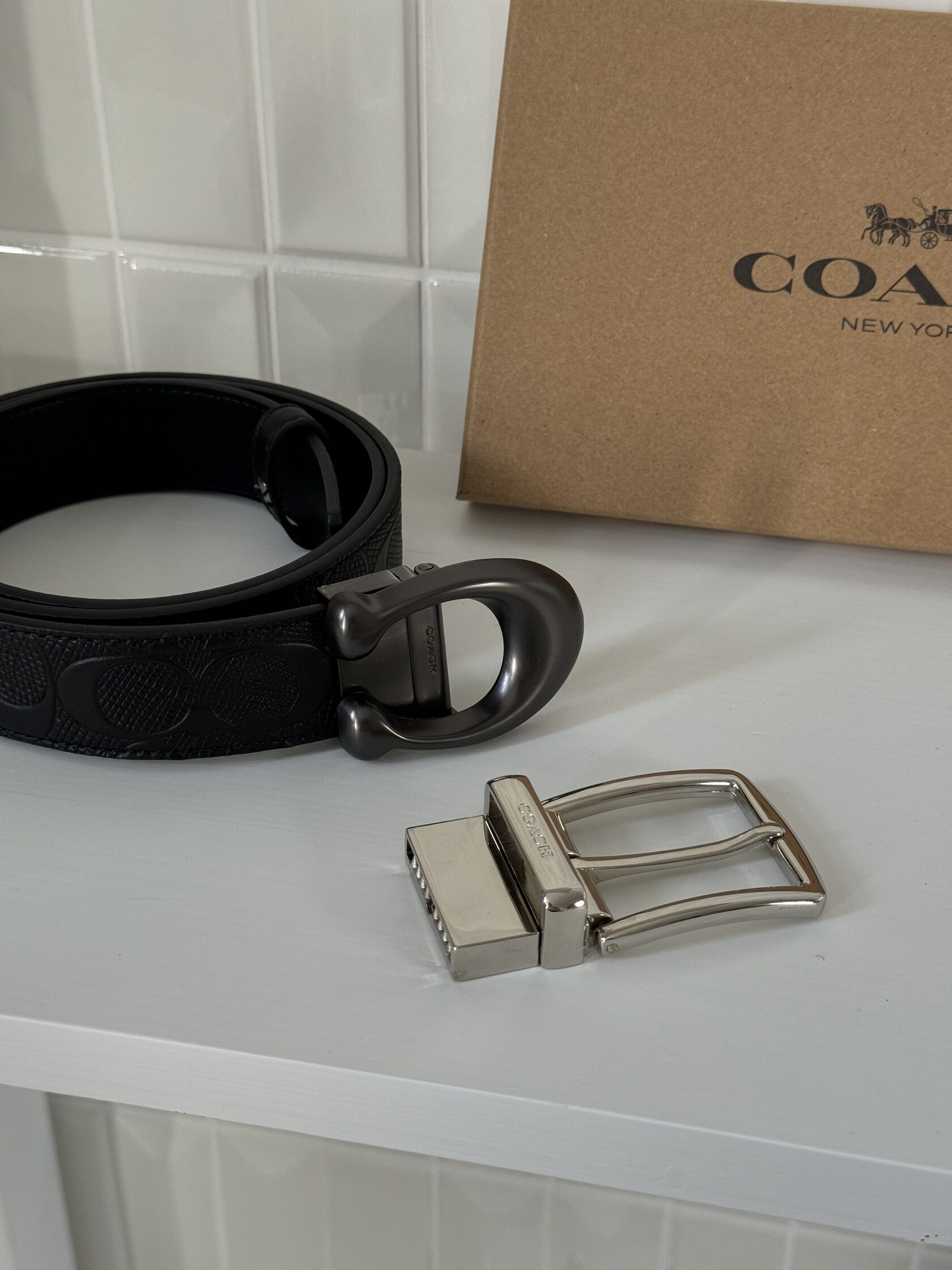 Coach Belt Kit Black Leather/Silver Fittings - 9