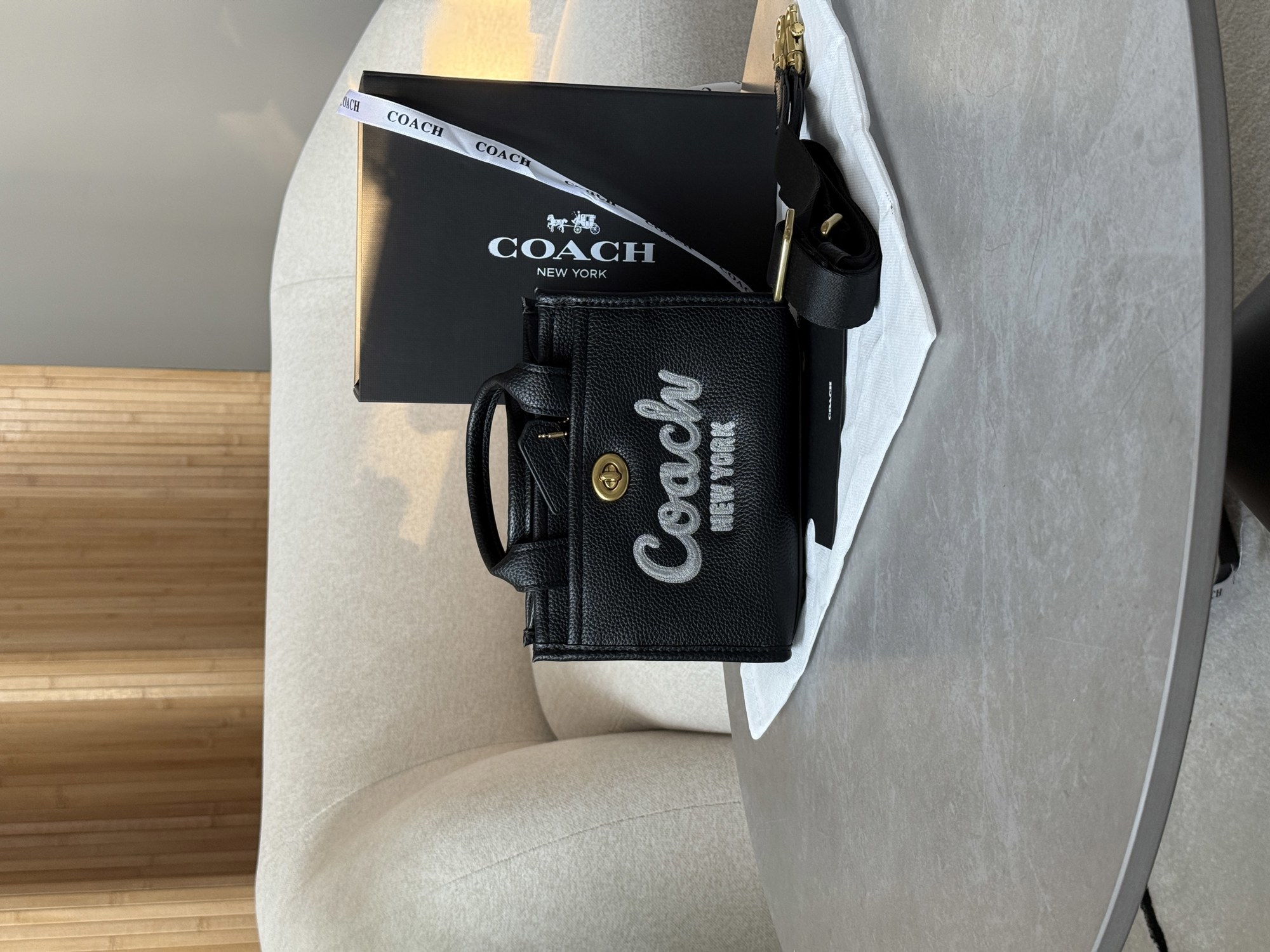 Coach Cargo Tote Bag 20 Black - 11