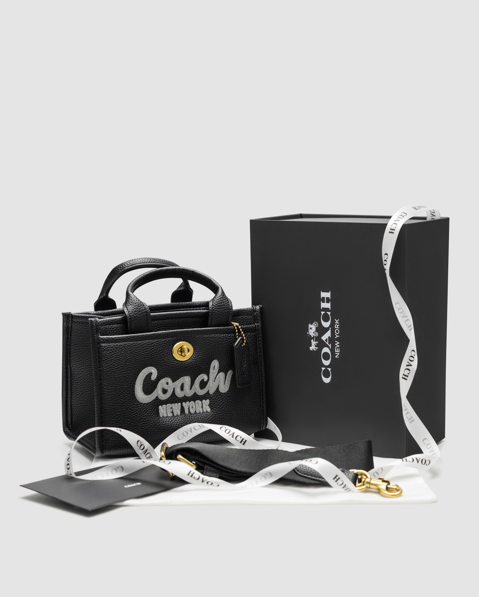 Coach Cargo Tote Bag 20 Black - 9