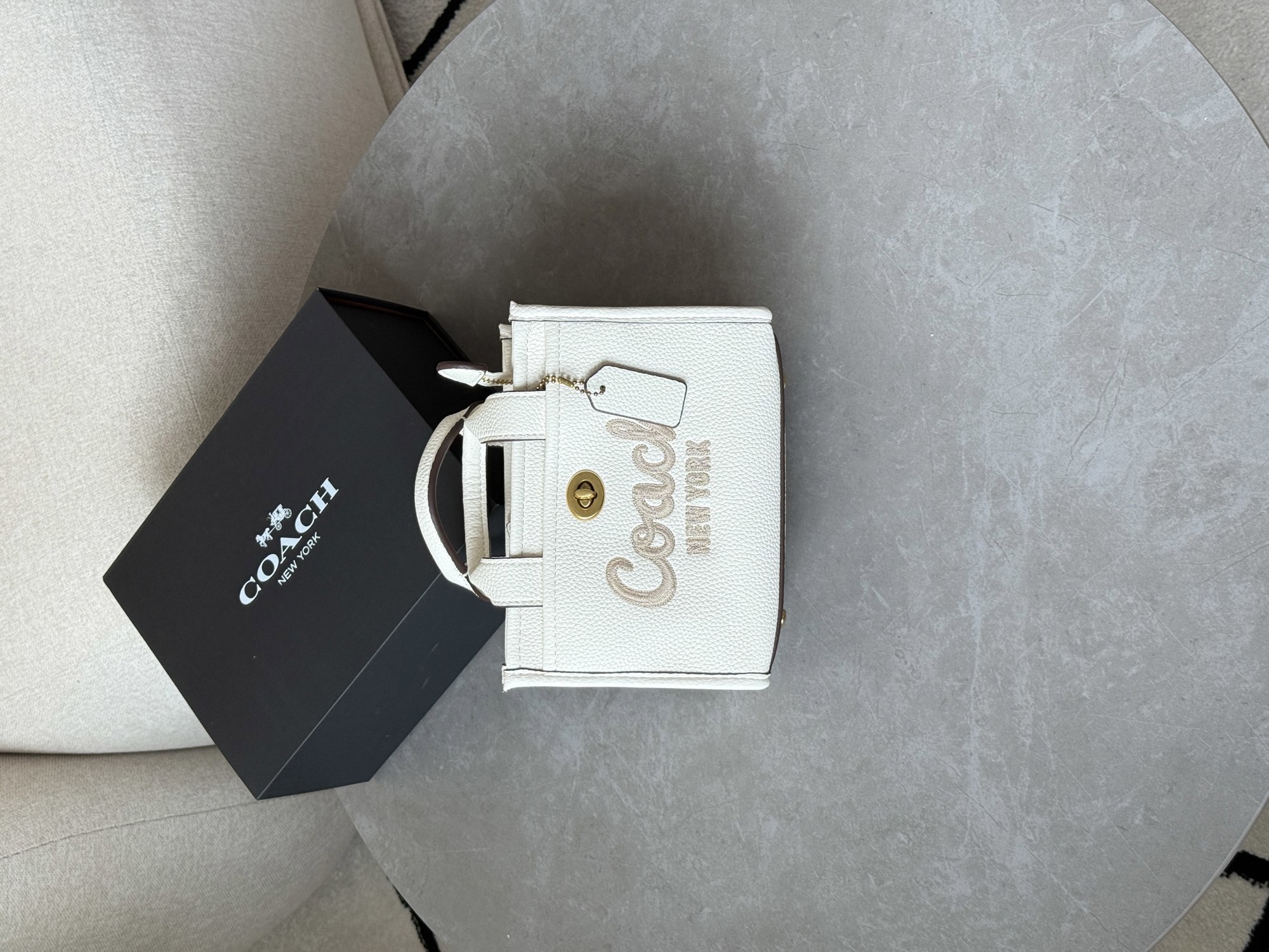Coach Cargo Tote Bag 20 White - 15