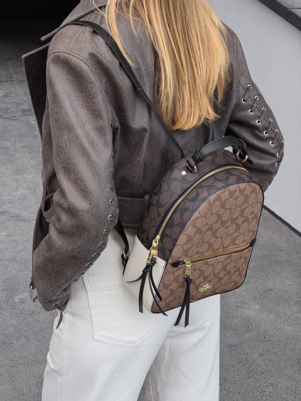 Coach Court Backpack in Signature Canvas - 5