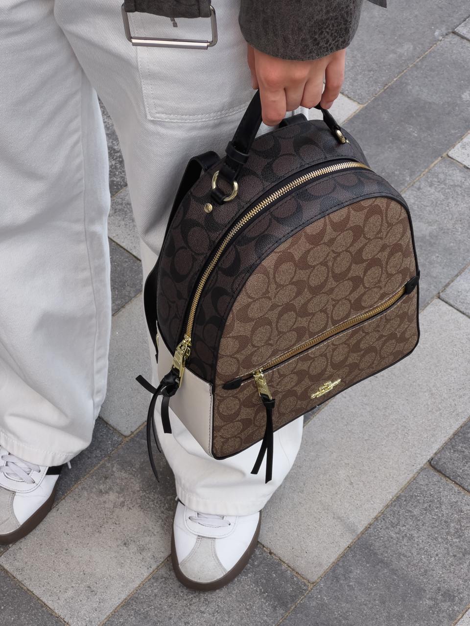 Coach Court Backpack in Signature Canvas - 8