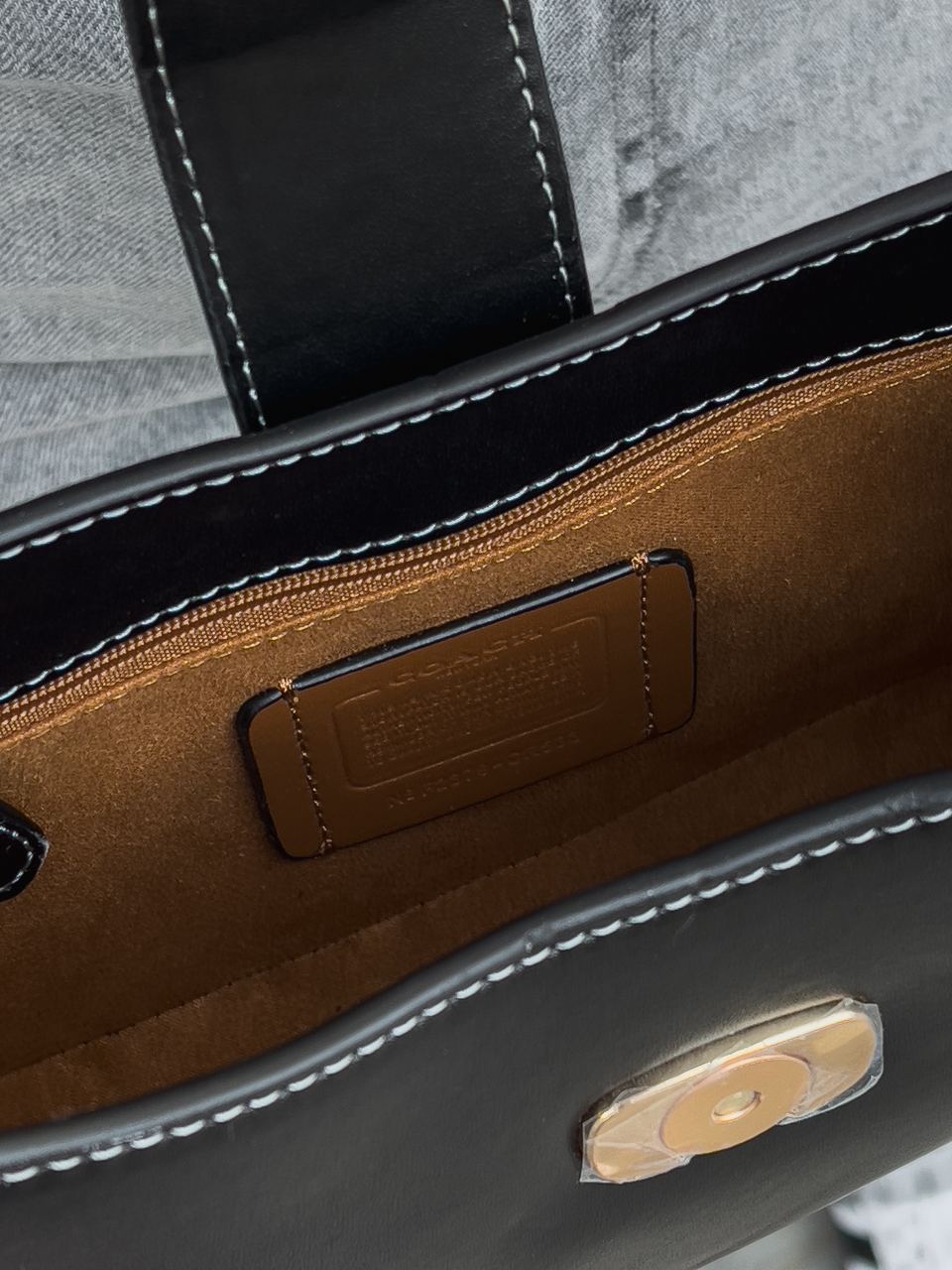 Coach Eliza Shoulder Bag In Black - 10