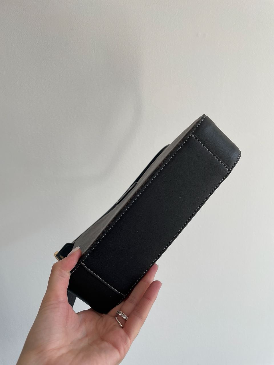 Coach Eliza Shoulder Bag In Signature Canvas - 24