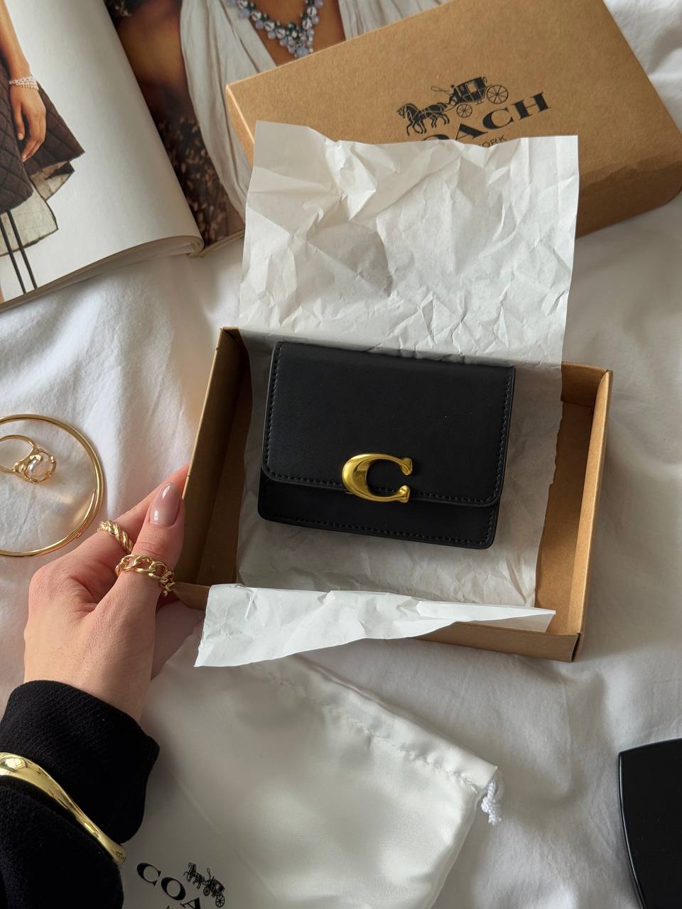 Coach Essential Flap Card Case - 2