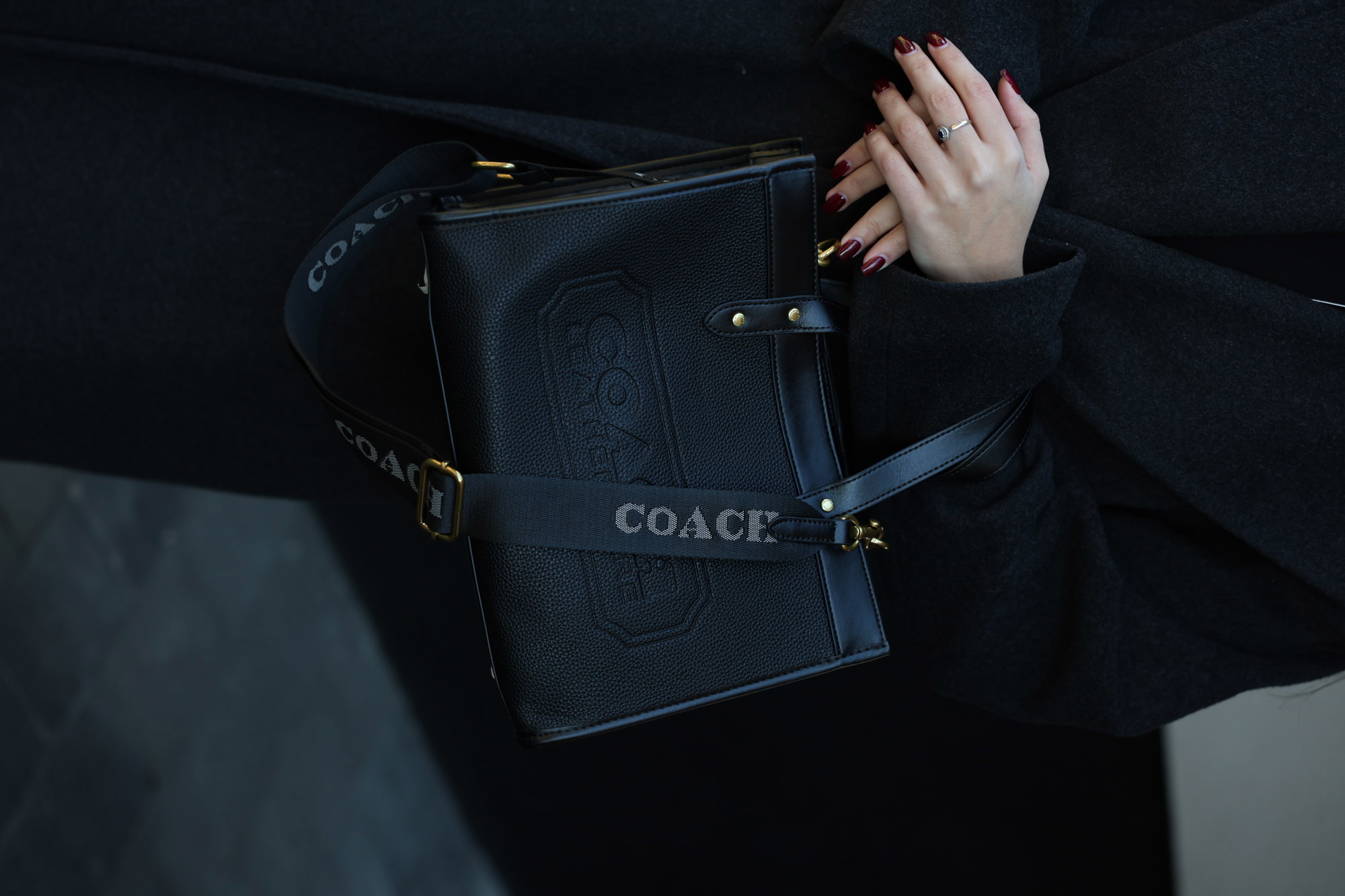 Coach Field Tote 30 In Colorblock With Coach Badge/Signature Ca - 9