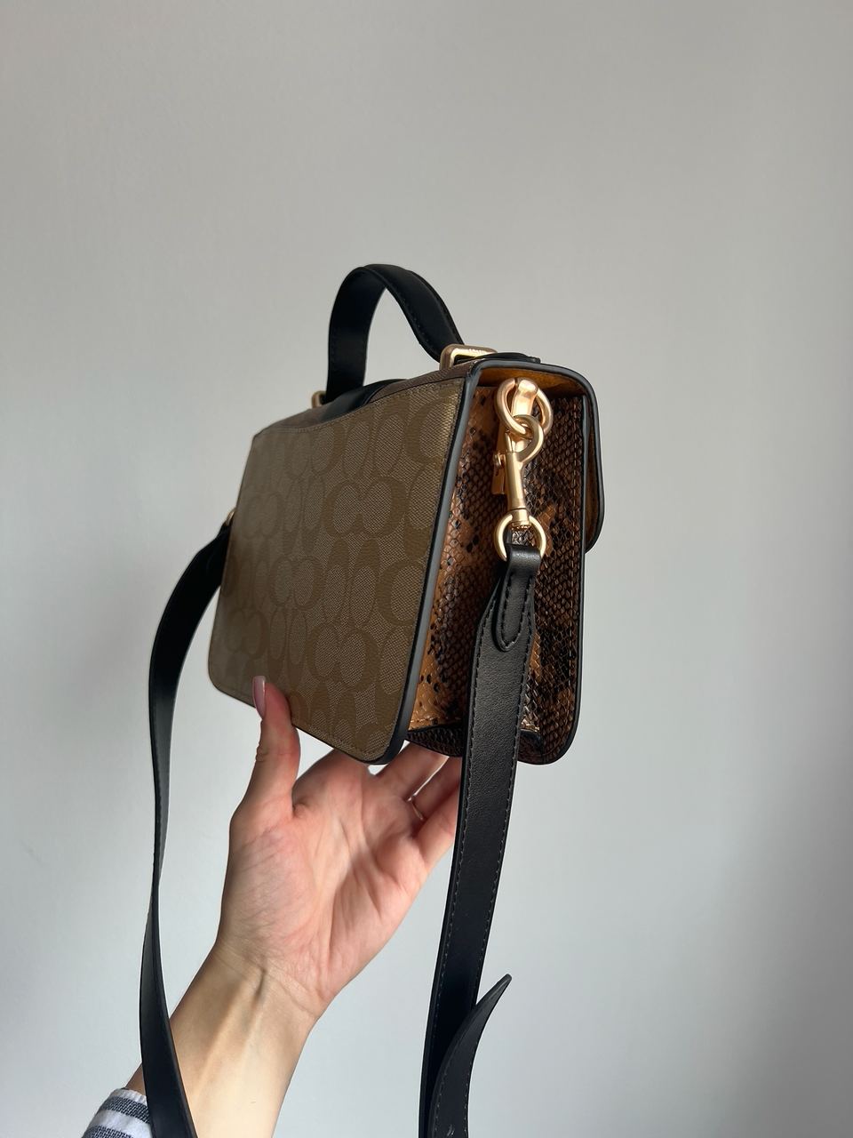 Coach Georgie Shoulder Bag In Blocked Signature Canvas - 7