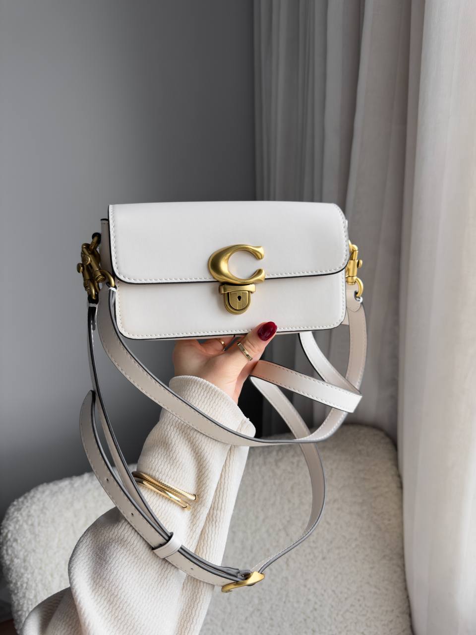 Coach Glovetanned Leather Studio Baguette Bag Chalk - 6