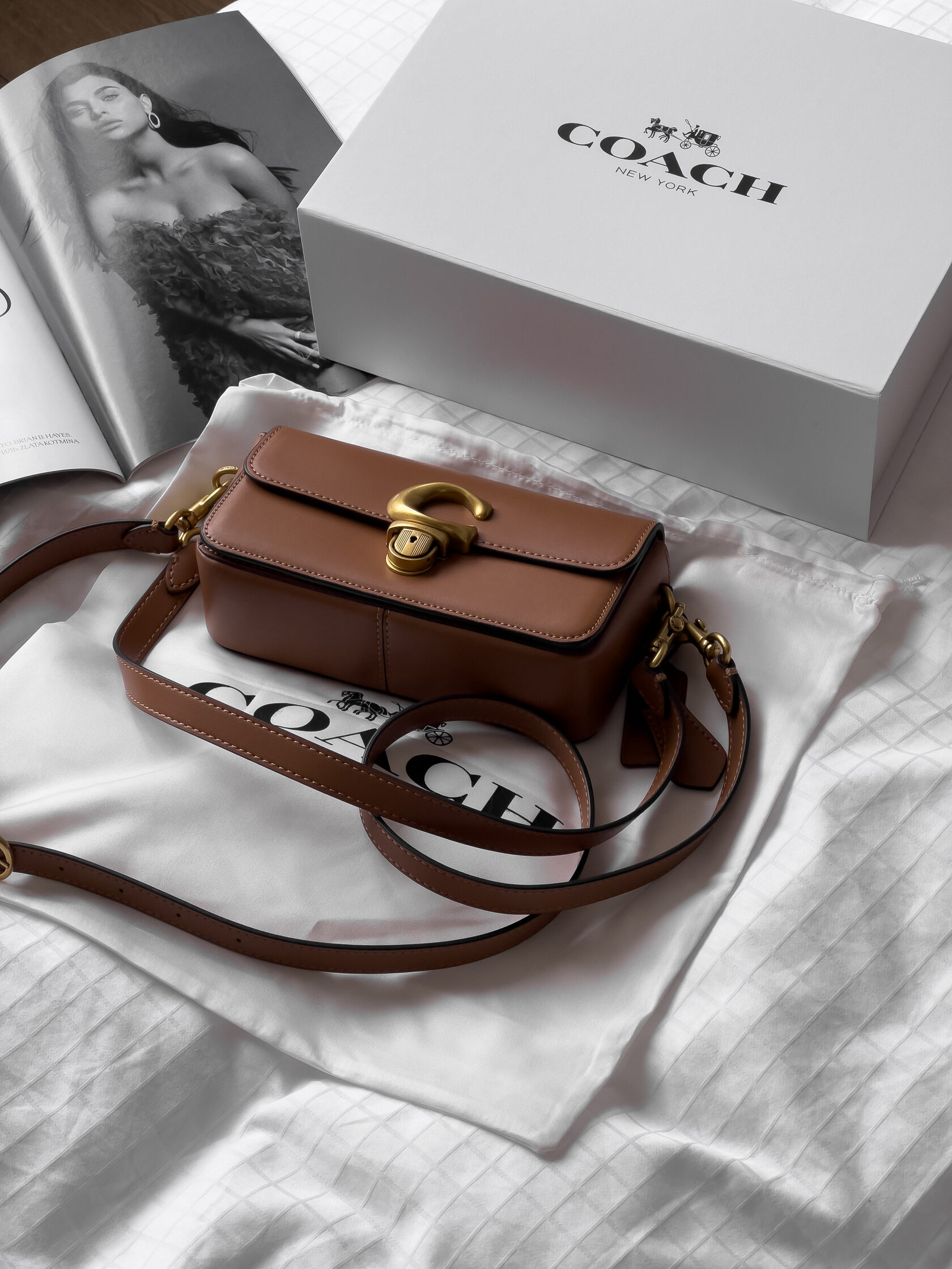 Coach Glovetanned Leather Studio Baguette Bag Light Caramel - 13