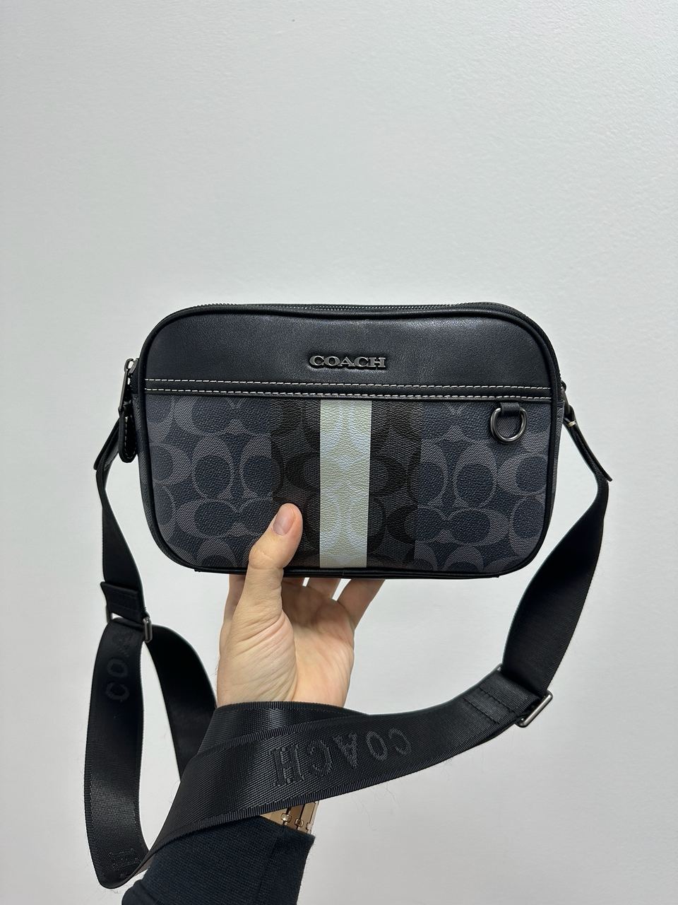 Coach Graham Crossbody Bag In Blocked Signature Canvas With Var - 4