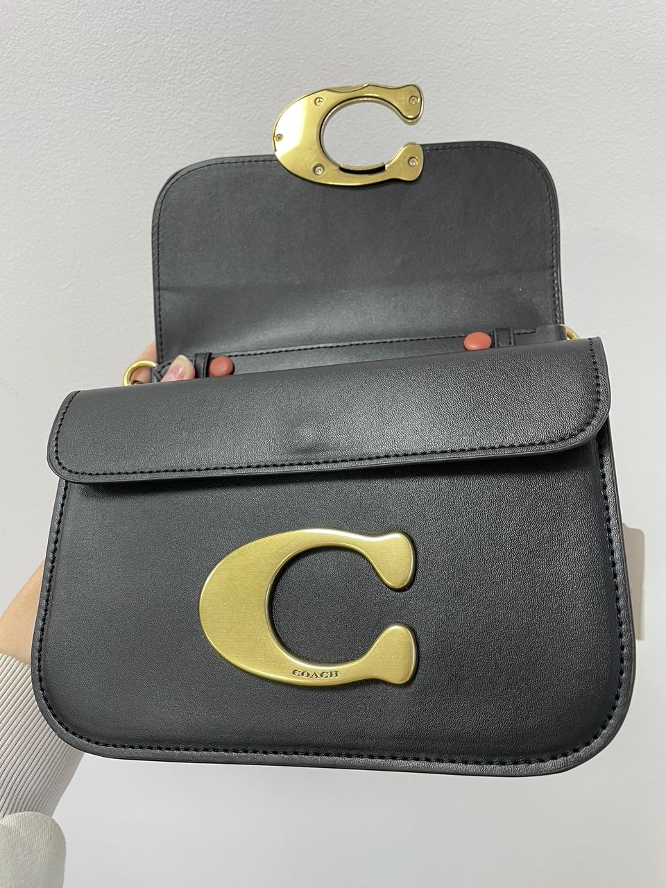 Coach Idol Bag Black/Gold - 18