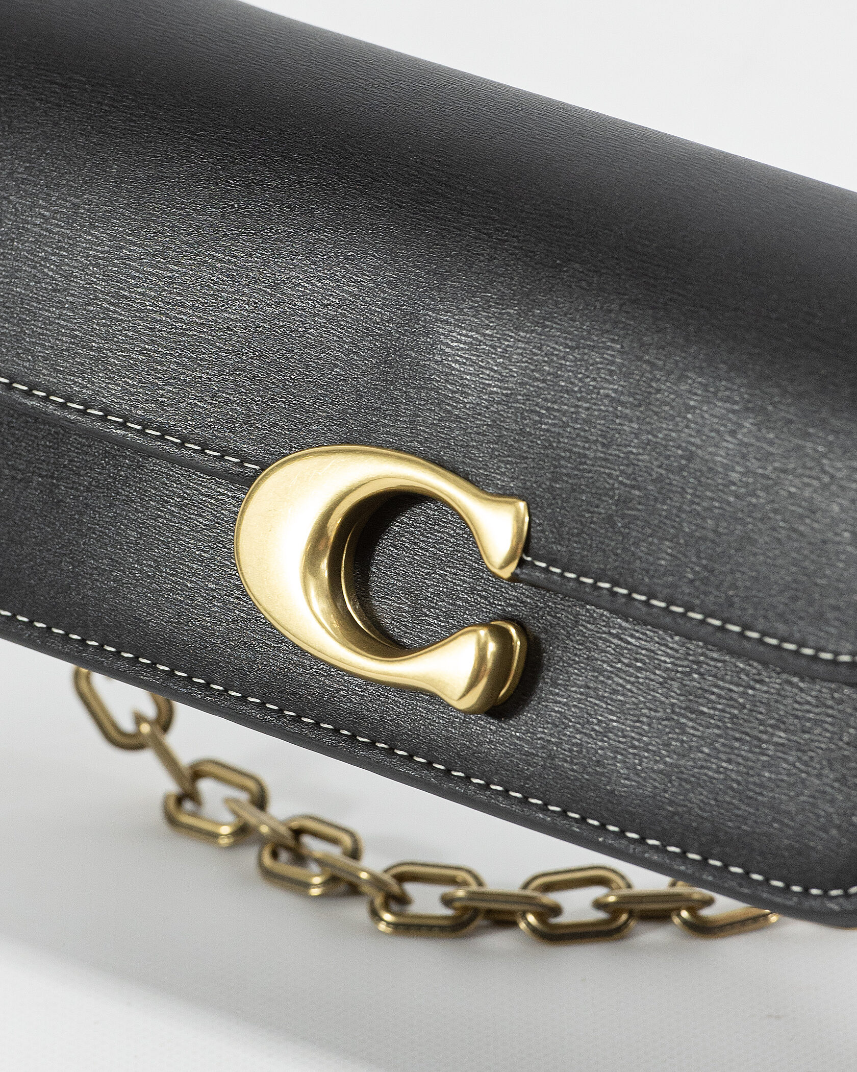 Coach Idol Small Shoulder Bag in Black Leather - 7