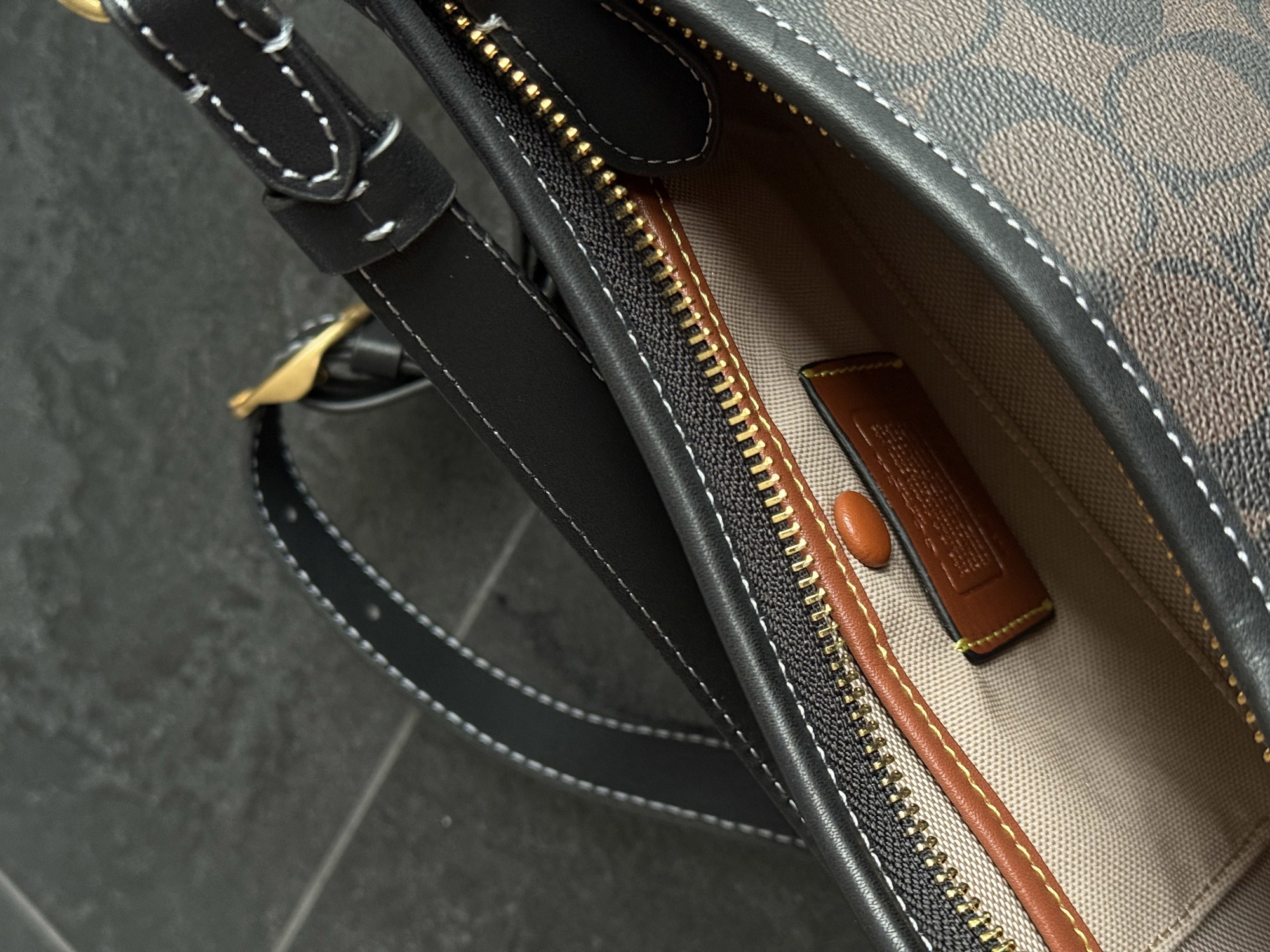 Coach Juliet Shoulder Bag In Signature Canvas Brown [оригінальна - 6