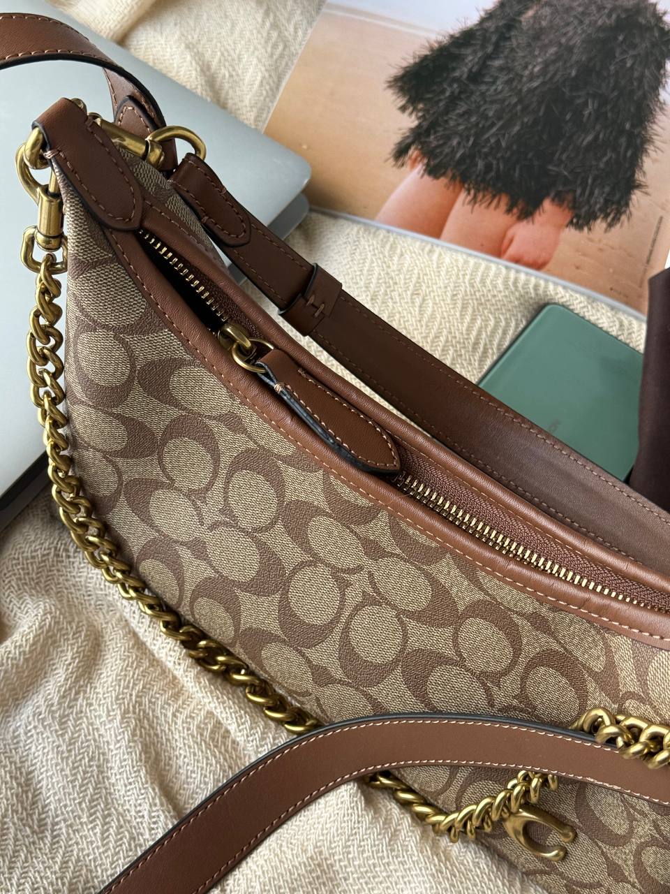 Coach Juliet Shoulder Bag Signature Canvas Beige - 13