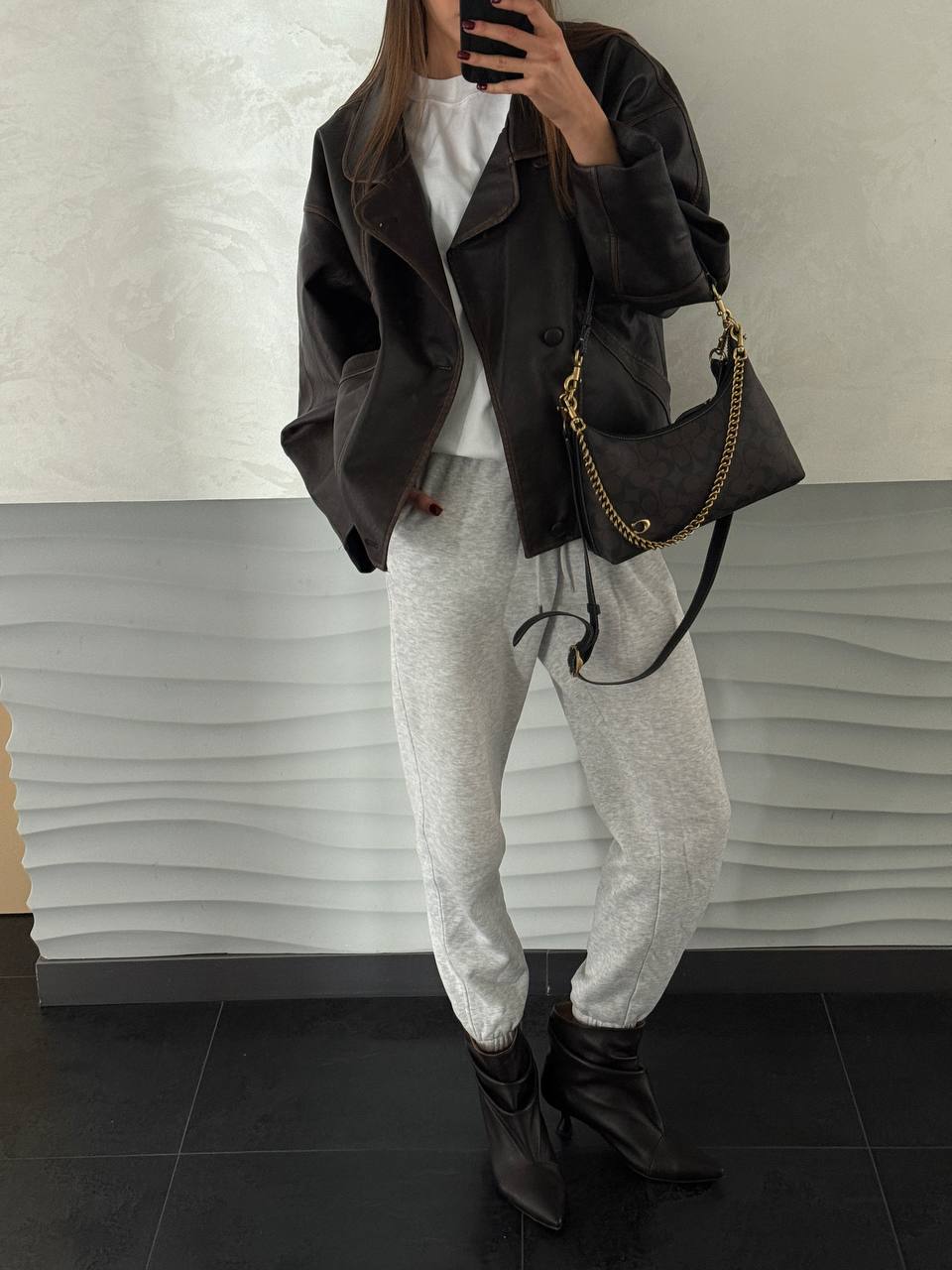 Coach Juliet Shoulder Bag Signature Canvas Brown - 3